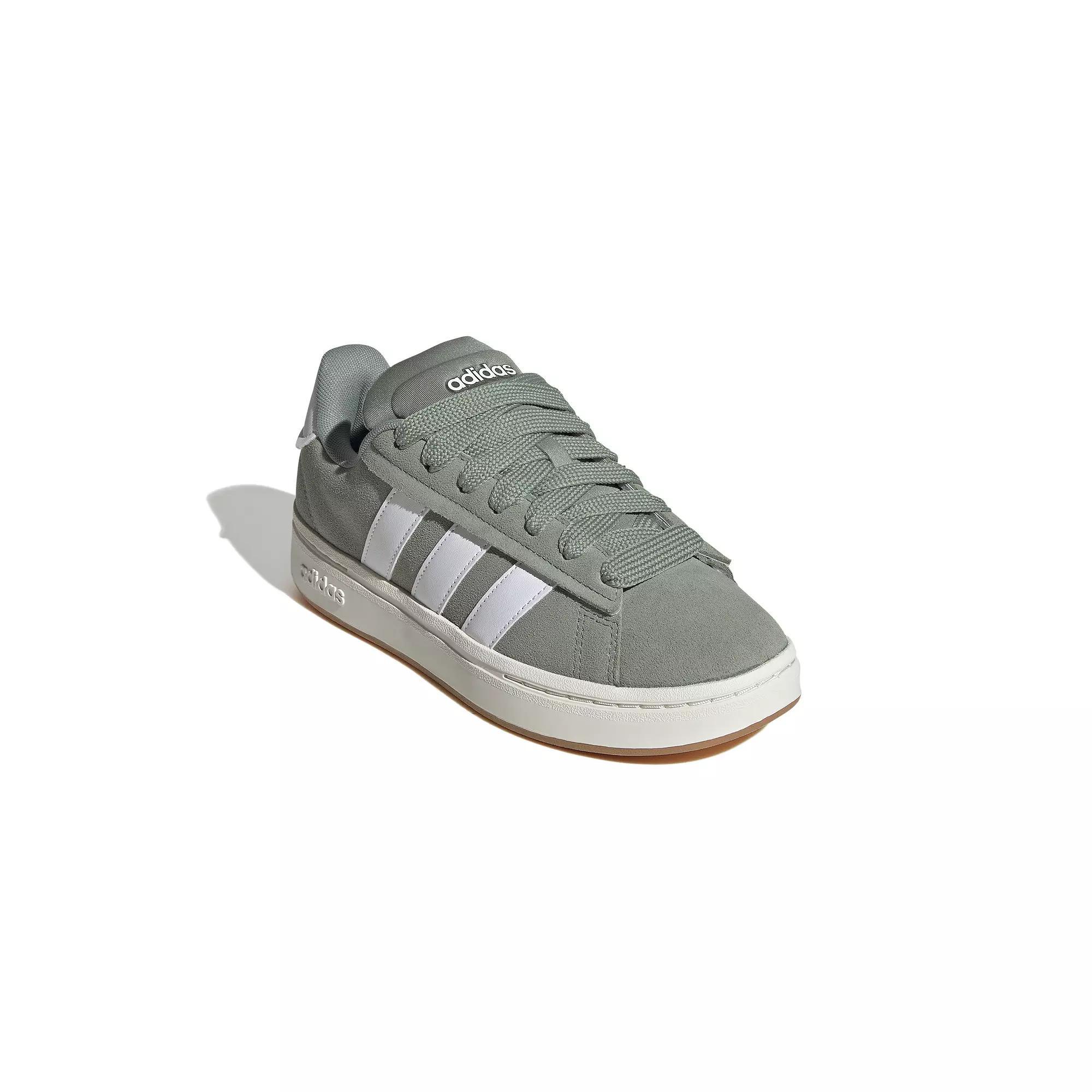 Grand Court Alpha Shoes Product Image