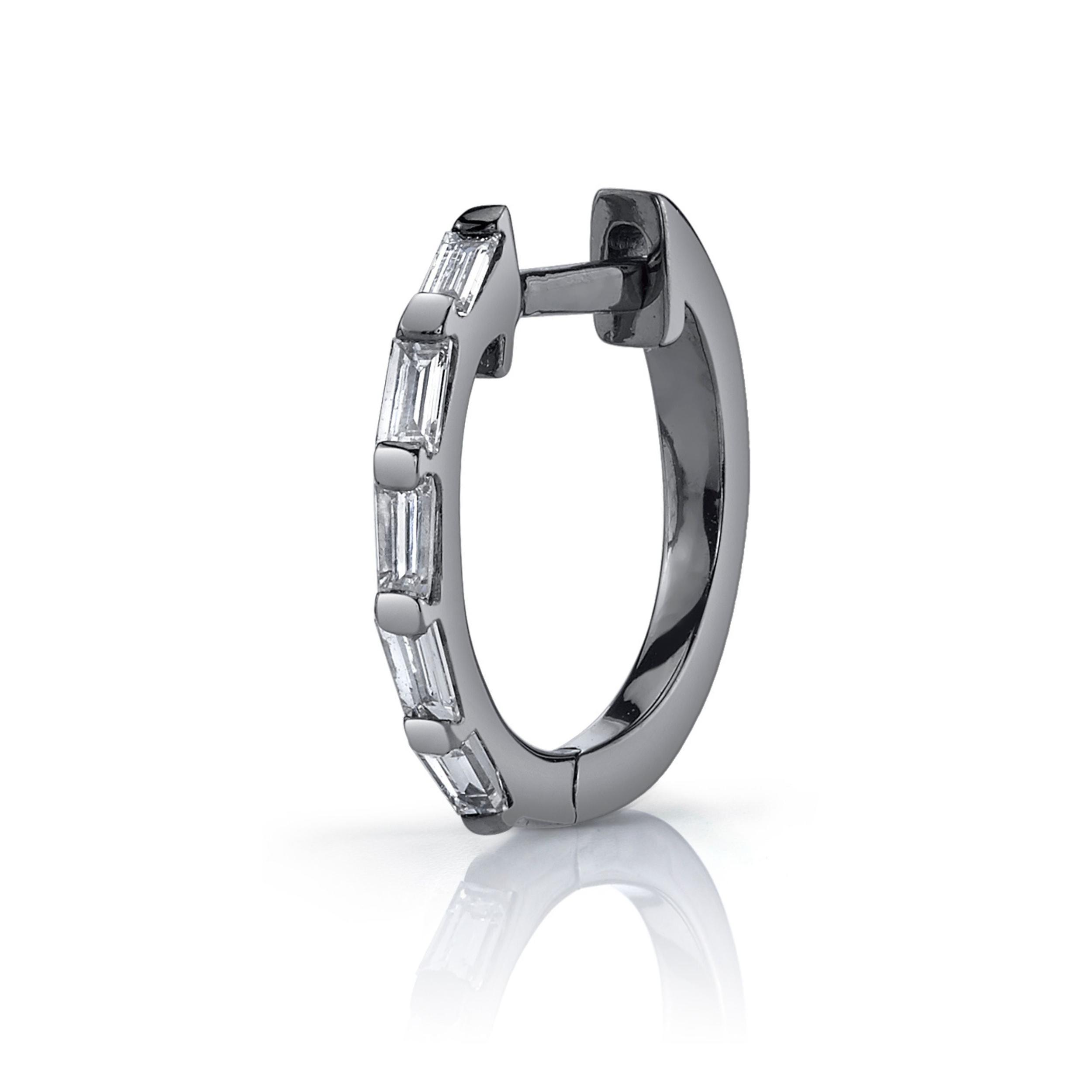 SINGLE DIAMOND BAGUETTE MINI HUGGIE Product Image