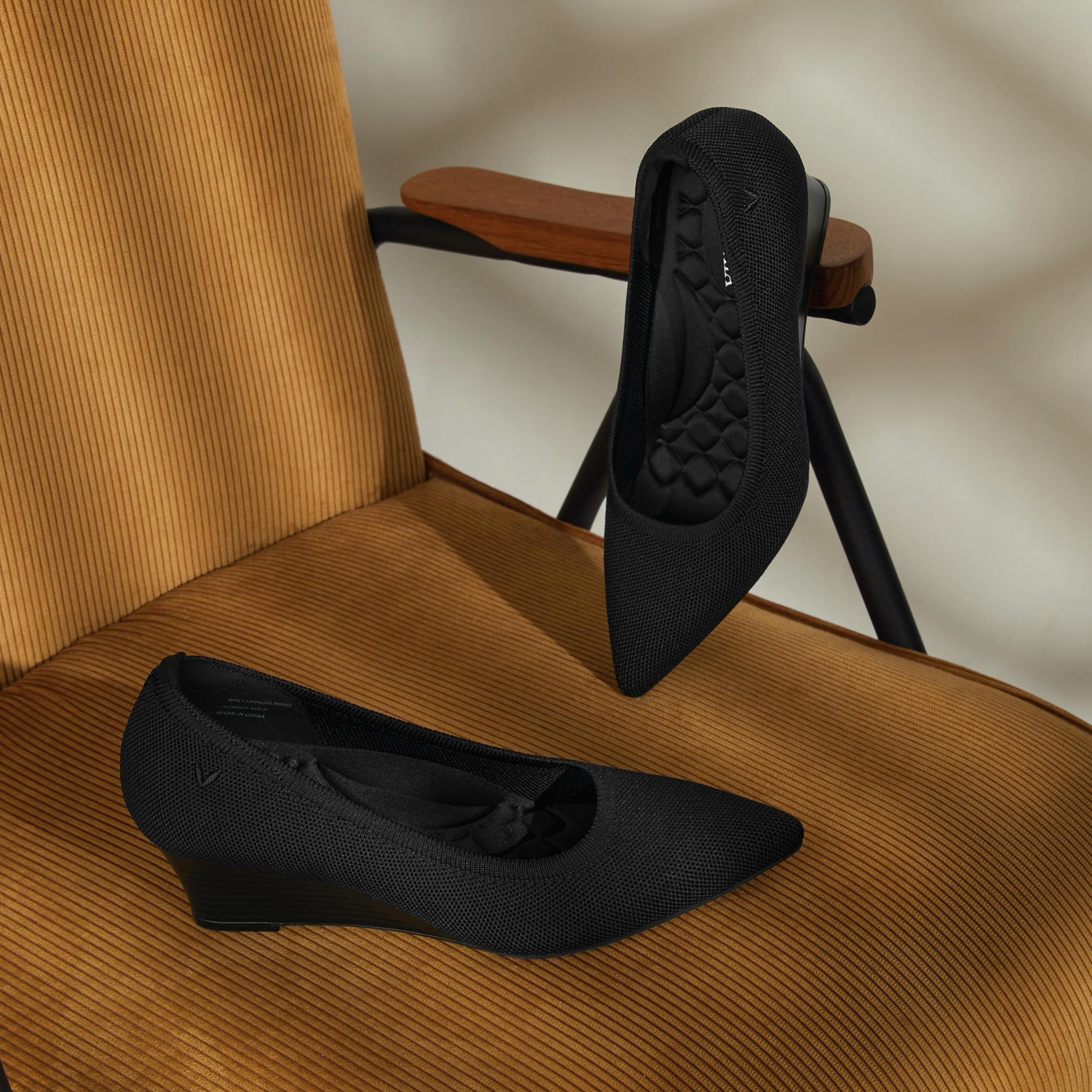 Pointed-Toe Wedge (Aria Wedge Pro) Product Image