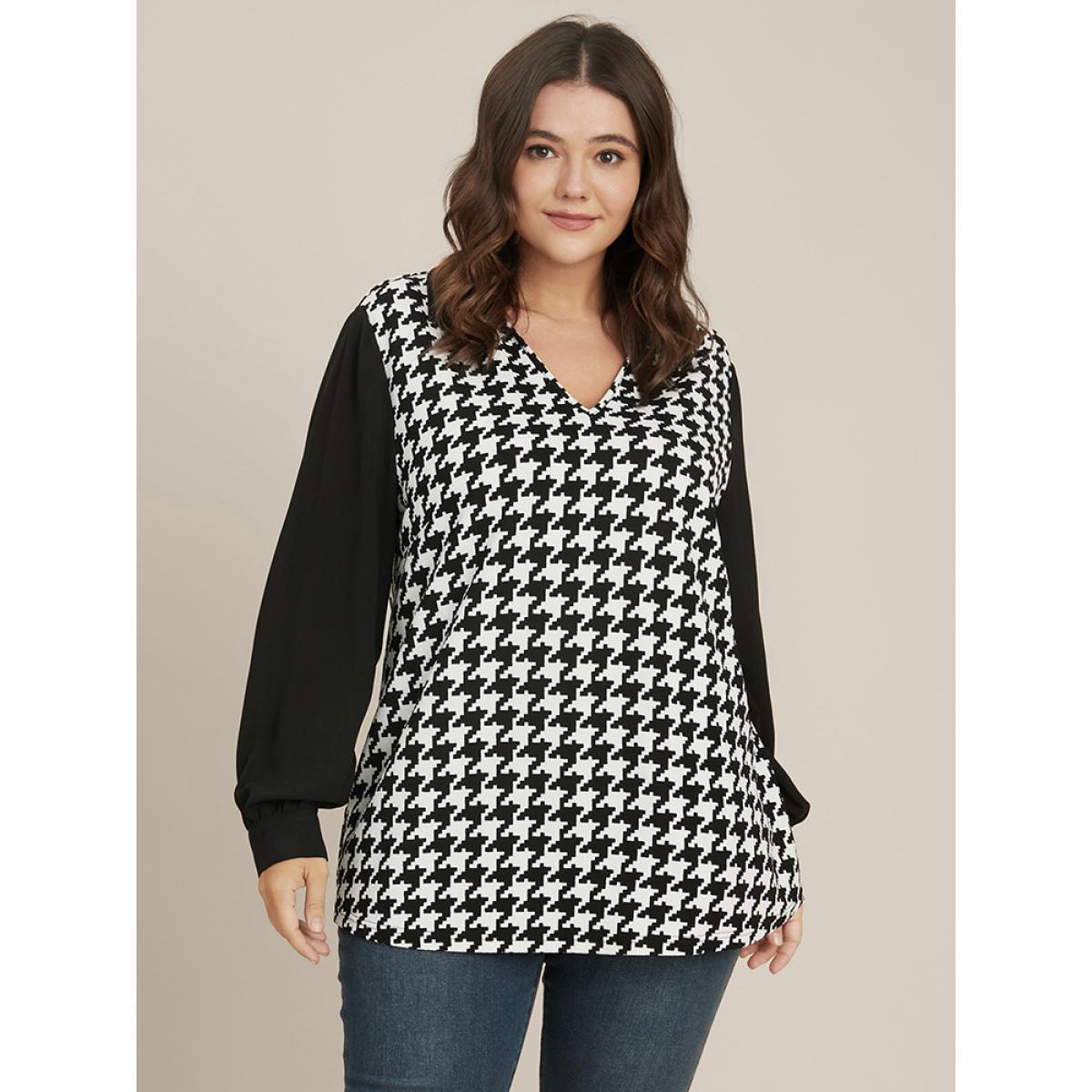 Plus Size Houndstooth Patchwork V Neck Sweatshirt Women Black Elegant Patchwork V-neck Dailywear Sweatshirts BloomChic 30/6X Product Image