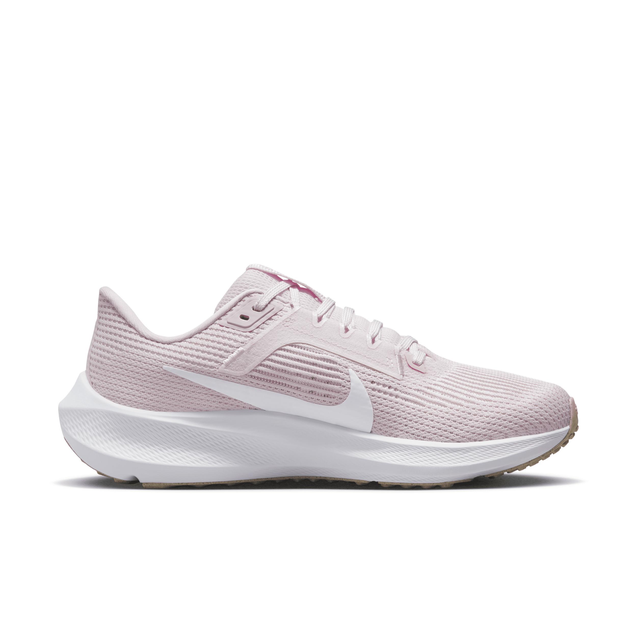 Womens Nike Zoom Pegasus 40 Running Shoes Product Image