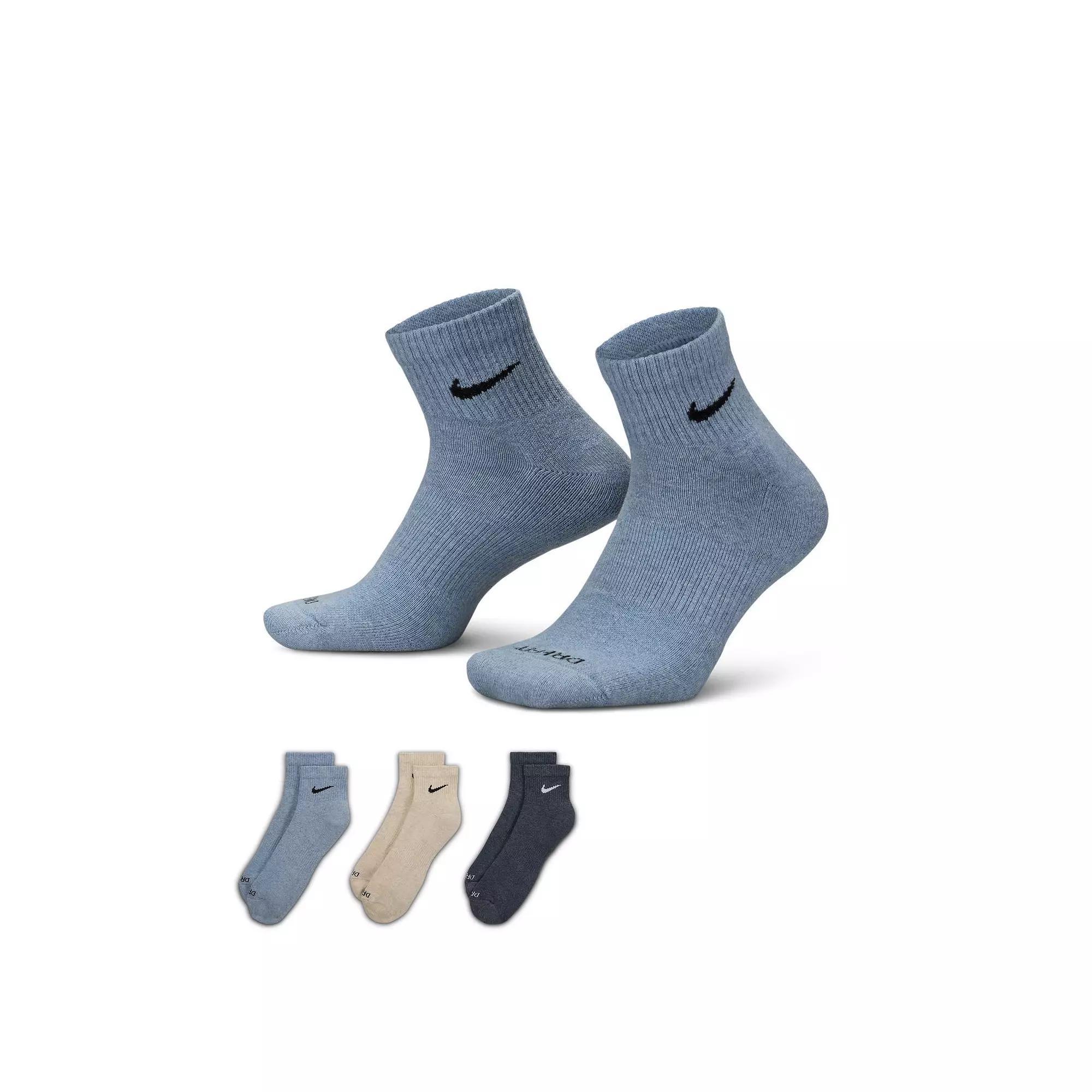 Womens Nike Everyday Plus 3-Pair Cushioned Training Ankle Socks Product Image