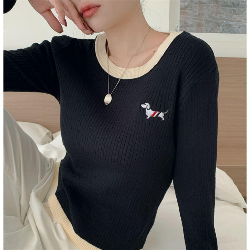 Long-Sleeve Round Neck Dog Embroidered Contrast Trim Ribbed Knit Top Product Image