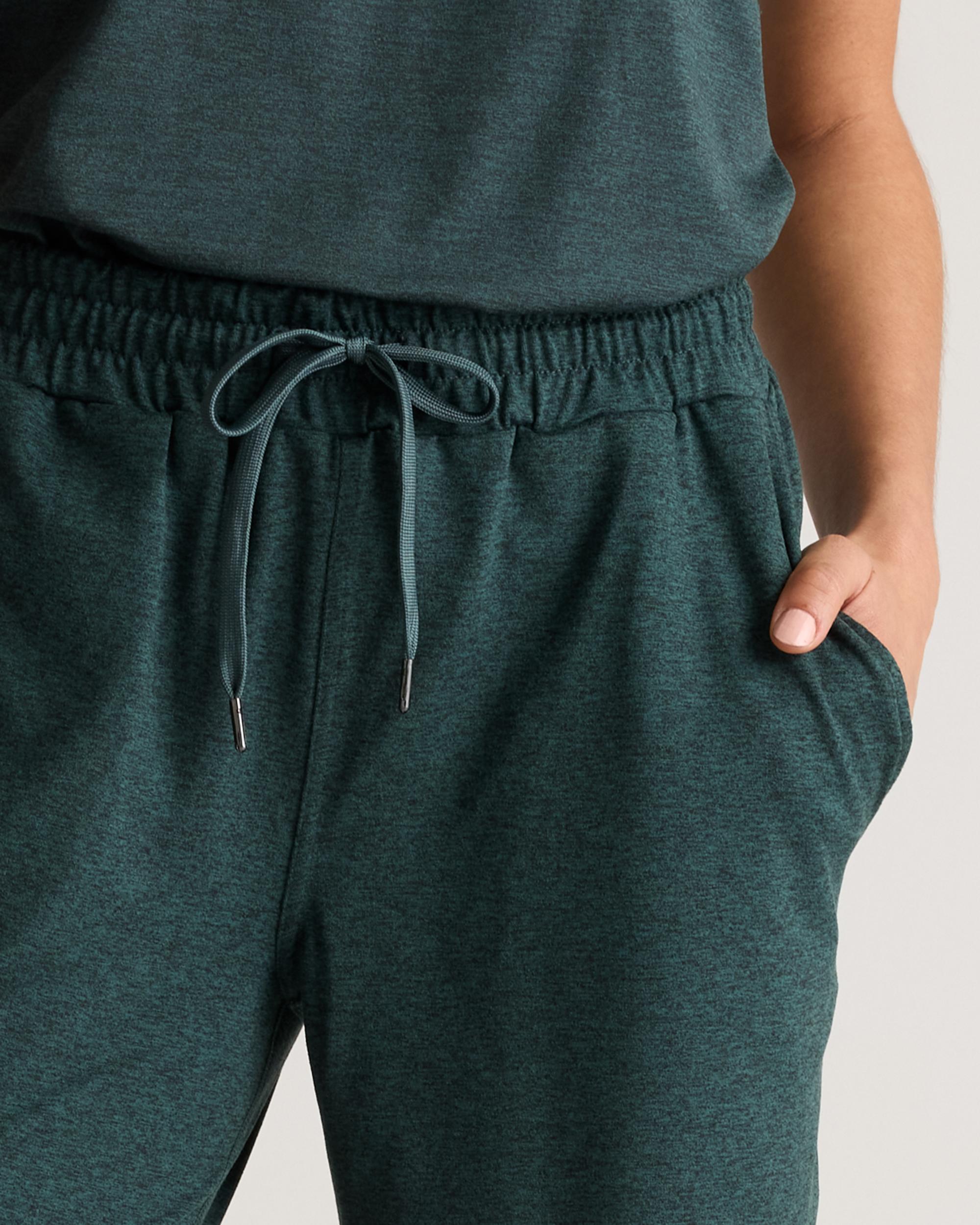 Quince | Women's Super Soft Performance Joggers Flowknit Activewear, Recycled Polyester, Size XS, Recycled Poly with Stretch Product Image