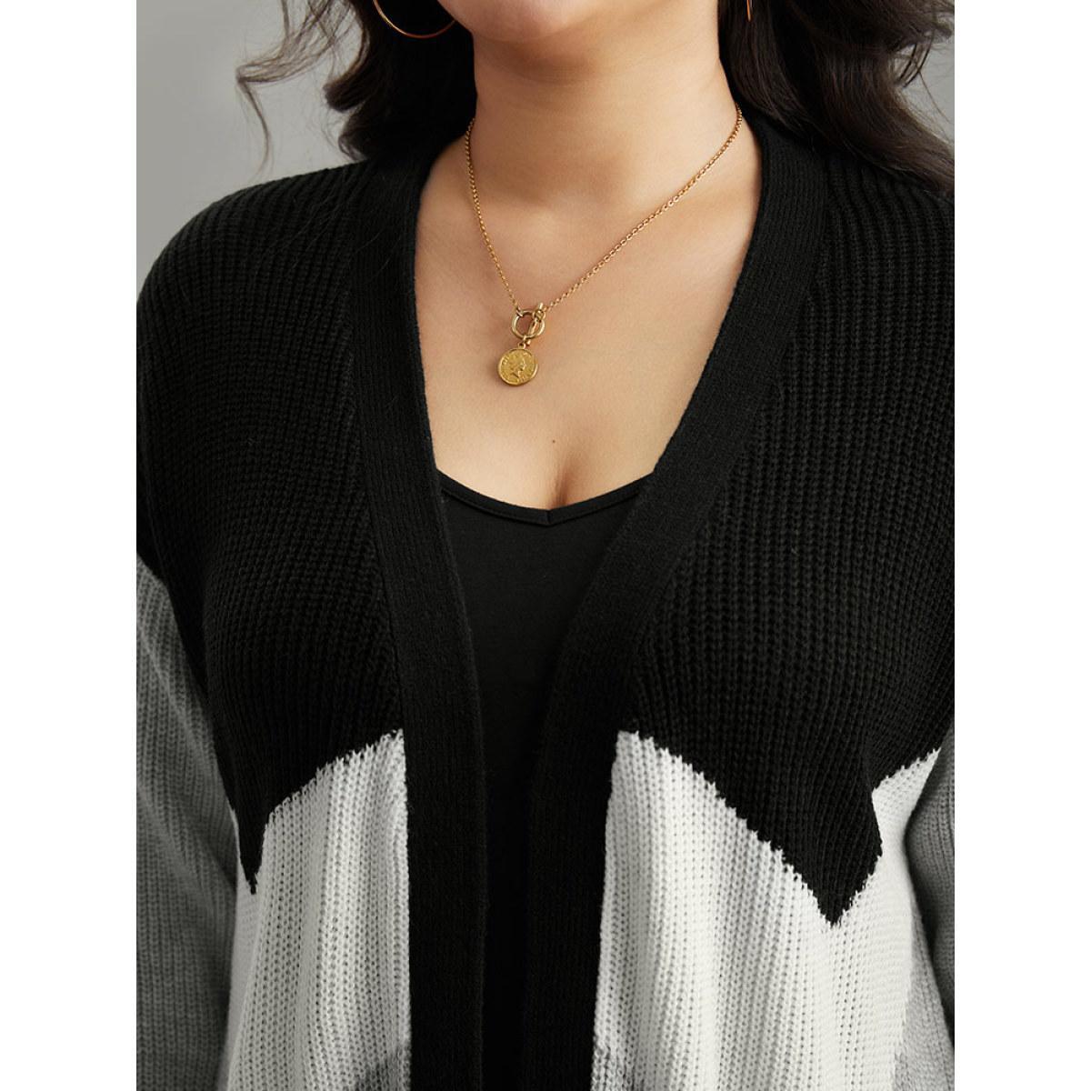 Plus Size Colorblock Contrast Pocket Open Front Cardigan DarkGray Women Casual Loose Long Sleeve Dailywear Cardigans BloomChic 28/5X Product Image