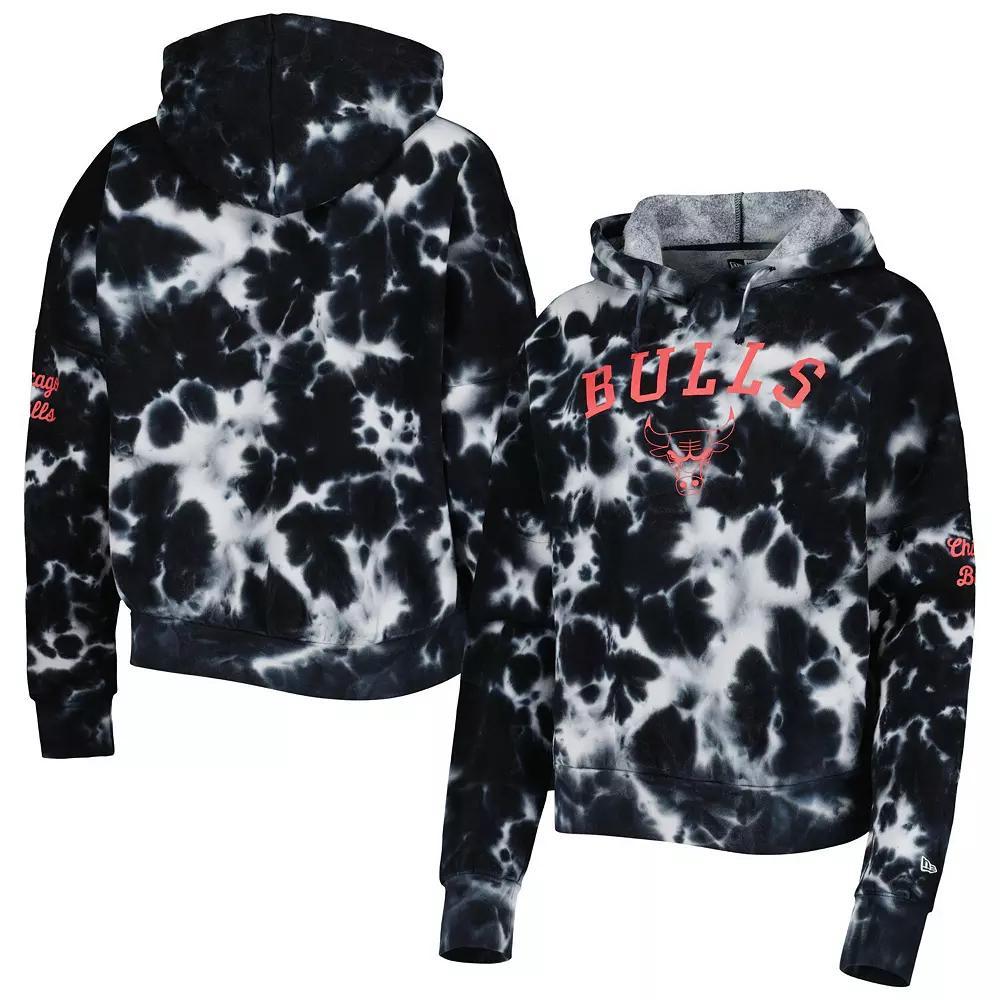 Women's New Era Black Chicago Bulls Brushed Cotton Tie-Dye Pullover Hoodie, Size: Small Product Image