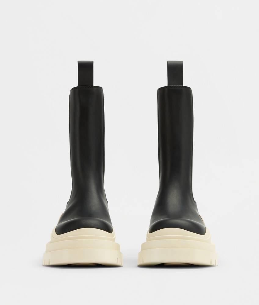 Women's Tire Chelsea Boot in Black / Sea salt Product Image