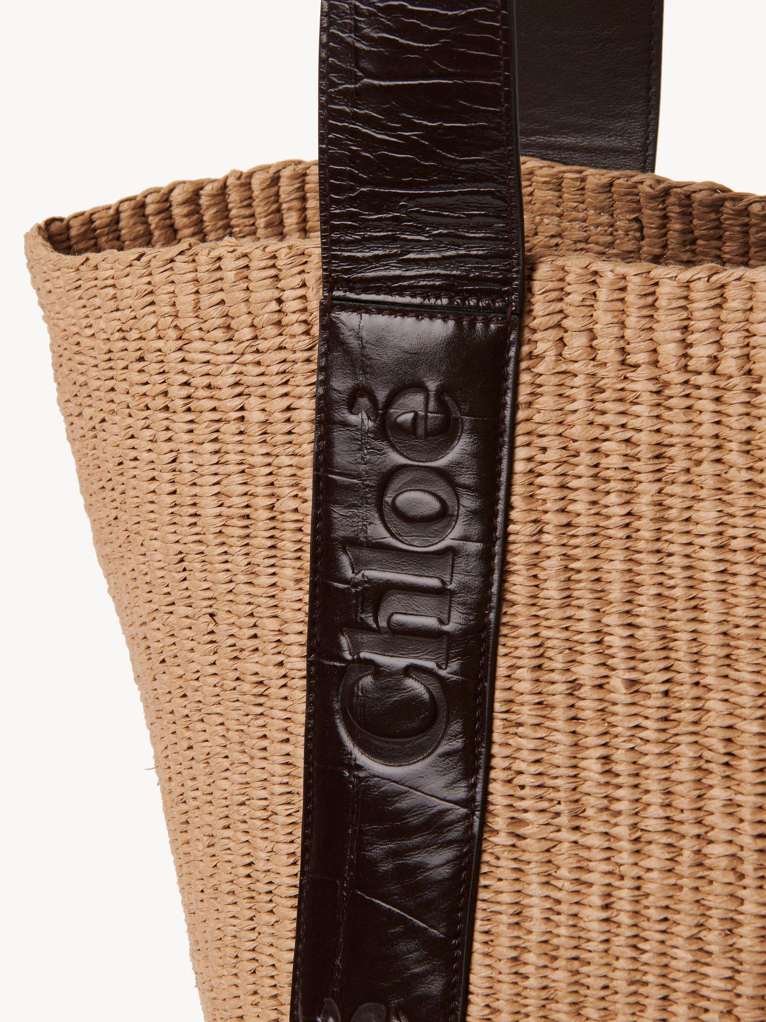 Large Woody tote bag in fair-trade natural fibers Product Image