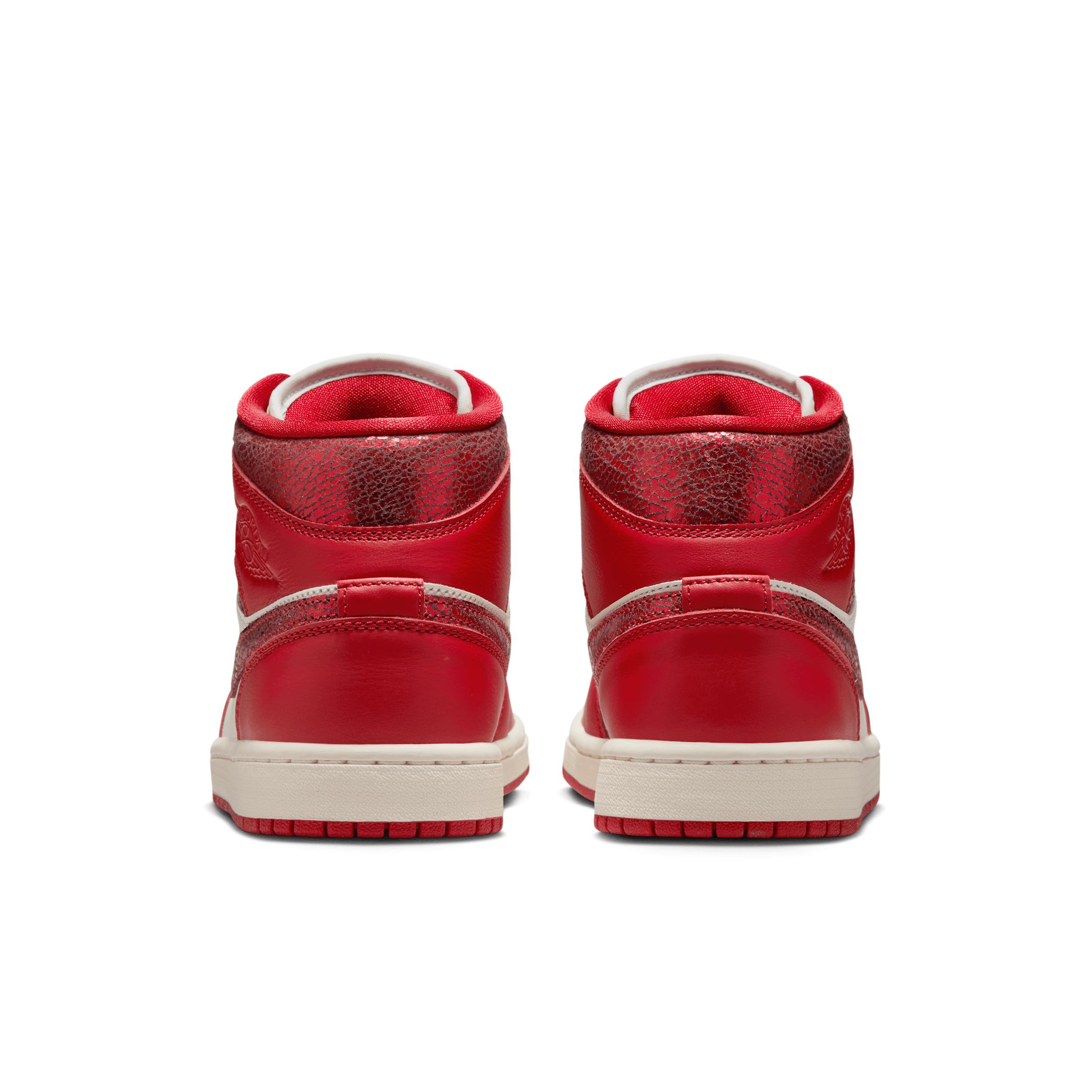 Air Jordan 1 Mid SE Women's Shoes Product Image