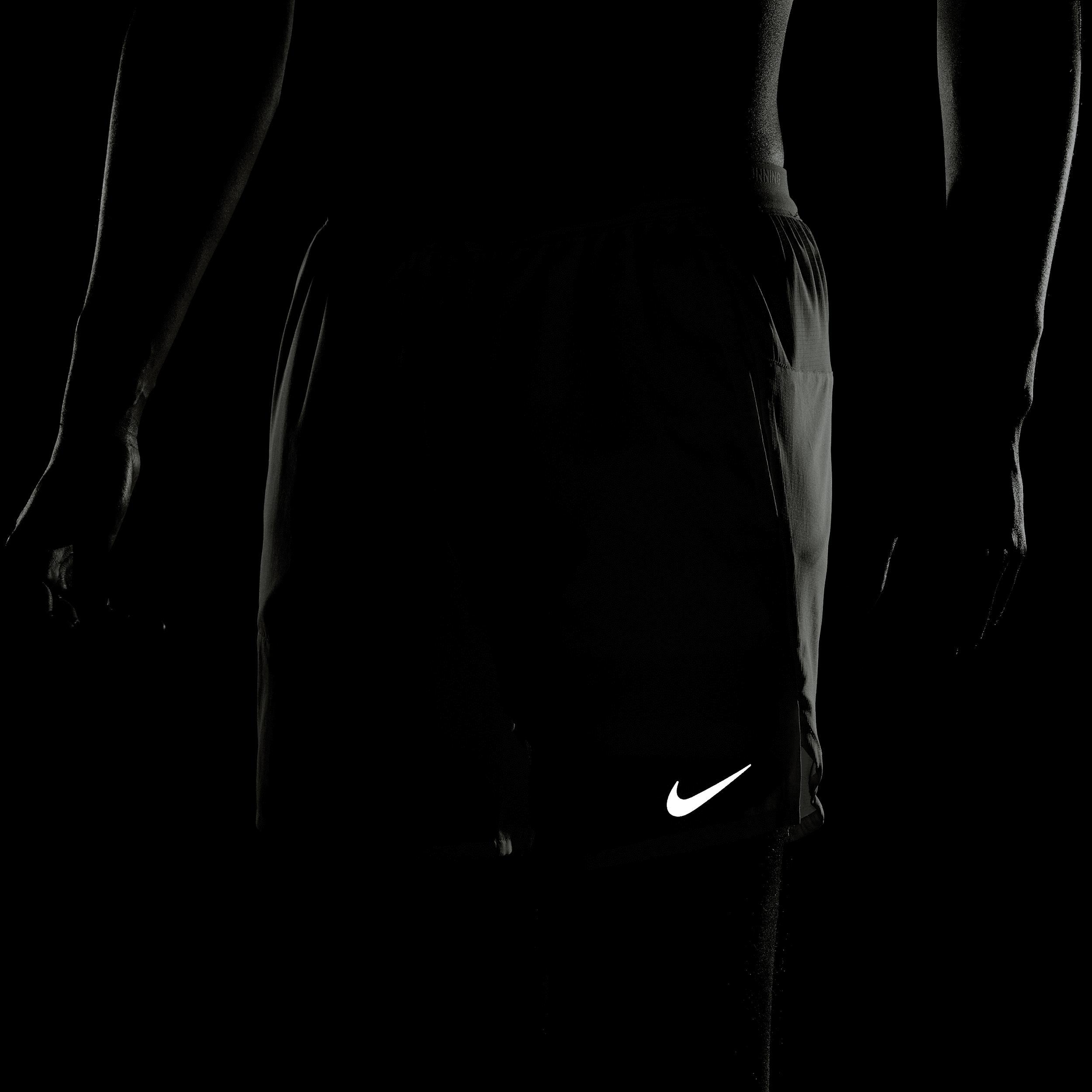 Nike Men's Stride Dri-FIT 7" 2-in-1 Running Shorts Product Image