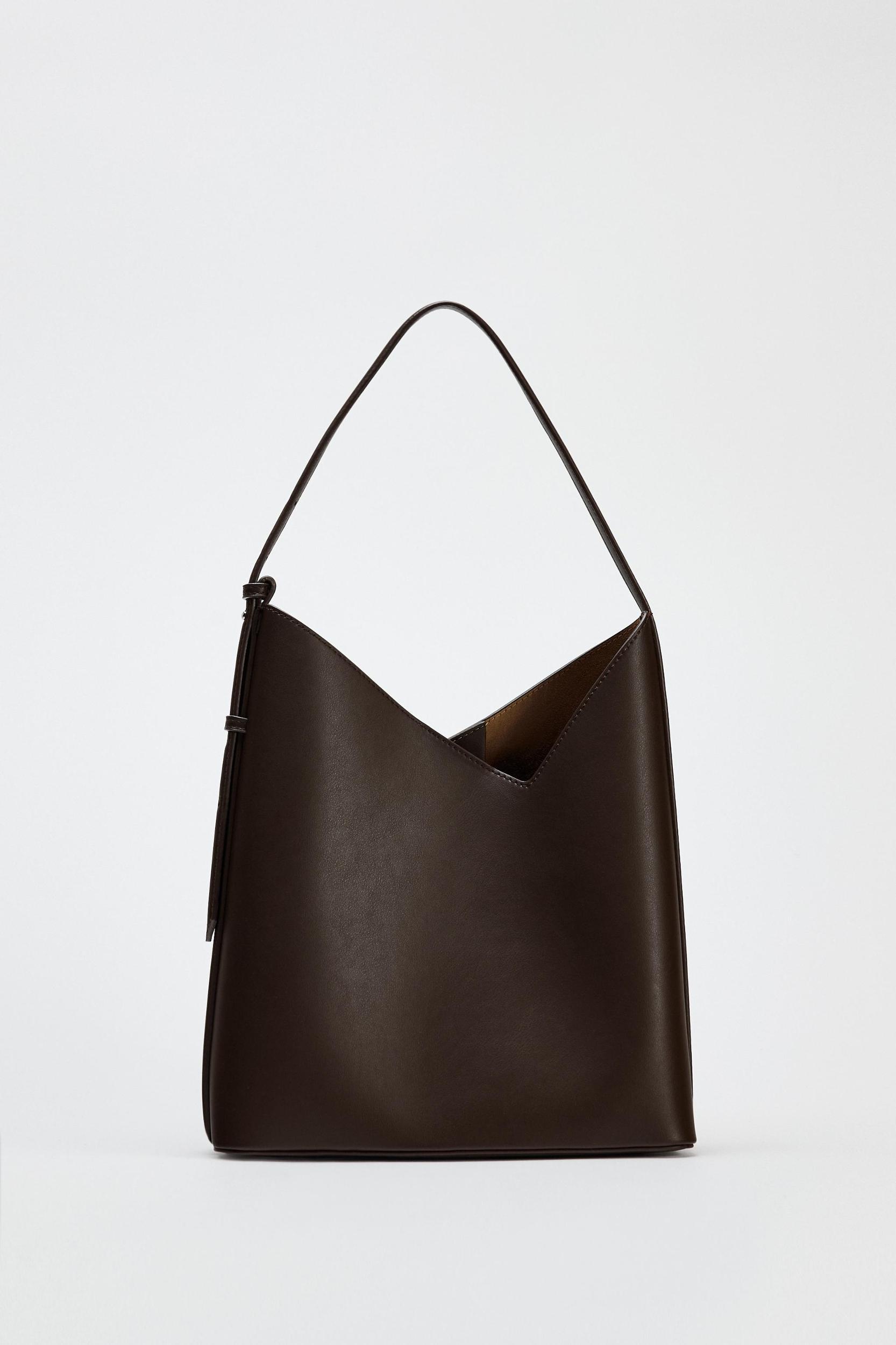 BUCKET SHOULDER BAG Product Image