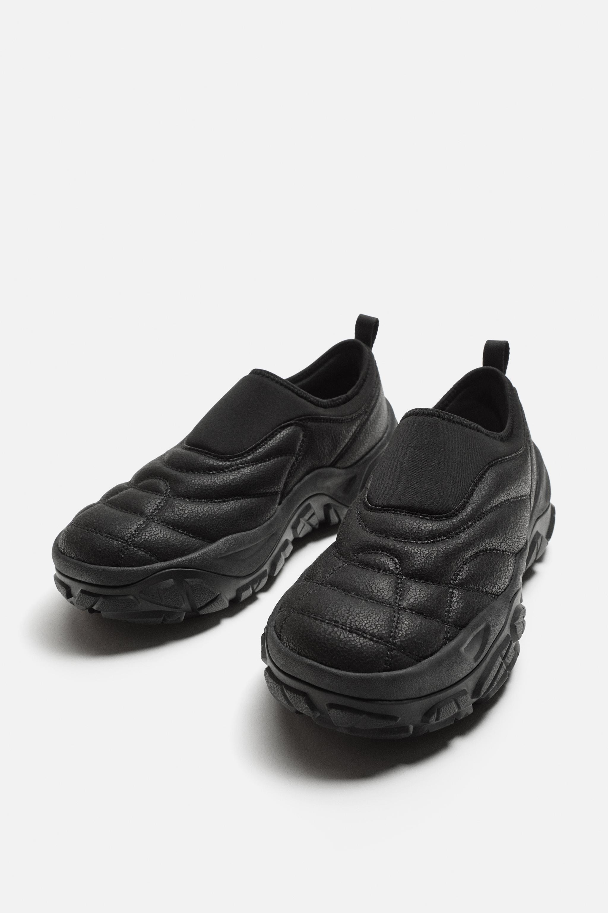 LACELESS QUILTED SNEAKERS Product Image