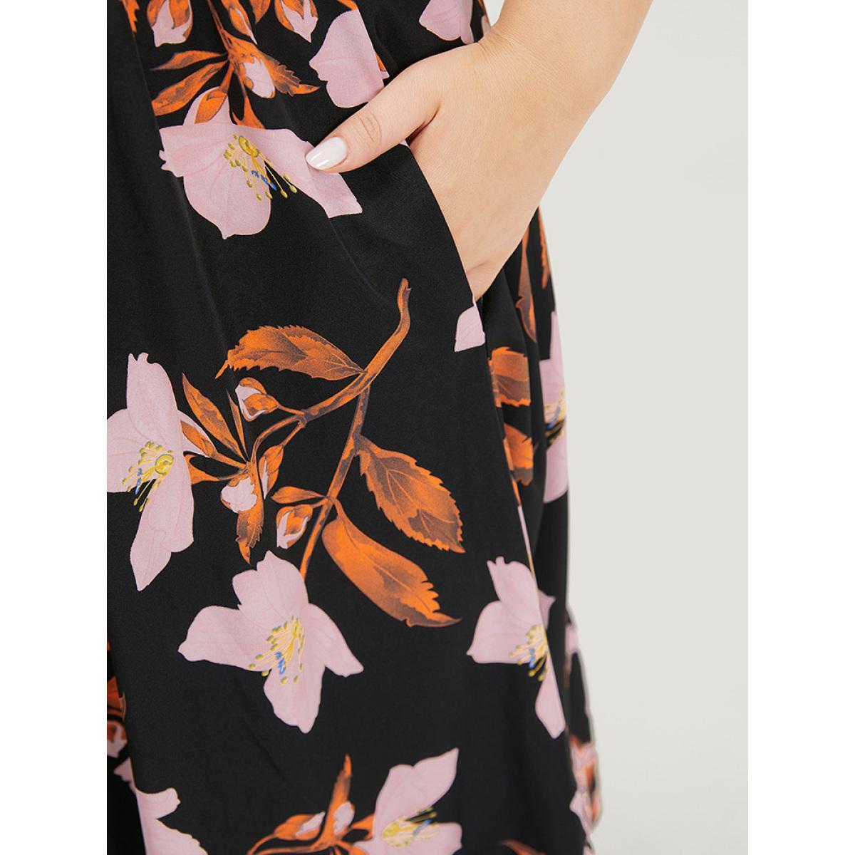 Plus Size Floral Print Pocket V Neck Elastic Waist Sleeveless Dress Black Women Elegant Elastic Waist V-neck Sleeveless Curvy Midi Dress BloomChic 26/4X Product Image