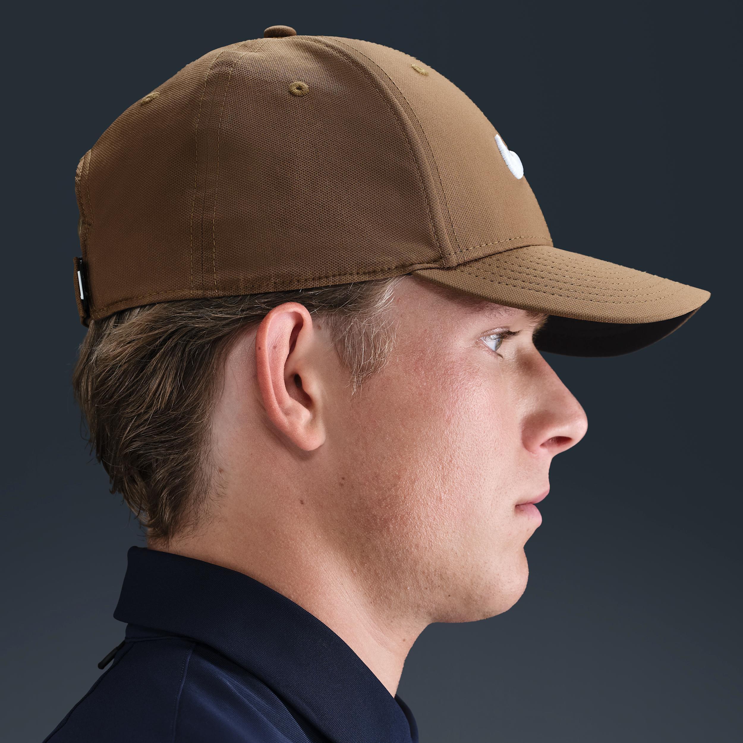 Nike Unisex Dri-FIT Club Structured Swoosh Cap Product Image