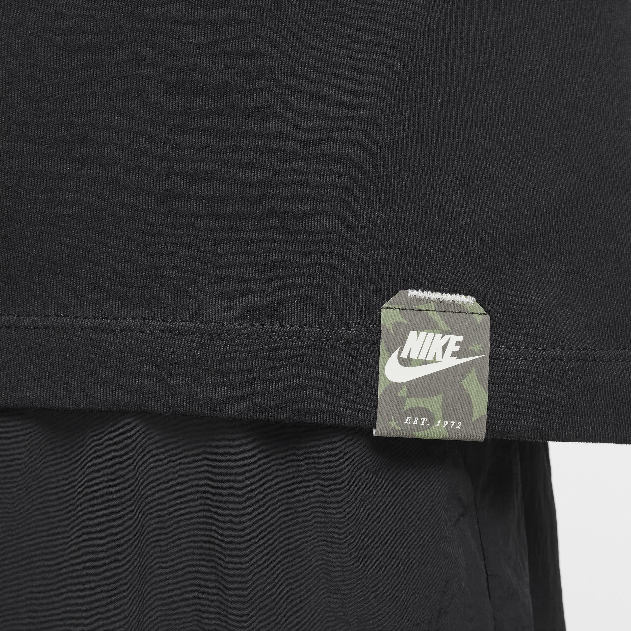 Mens Nike Sportswear Club T-Shirt Product Image