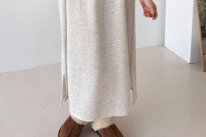 Long-Sleeve Two-Tone Loose-Fit Midi Polo Dress Product Image