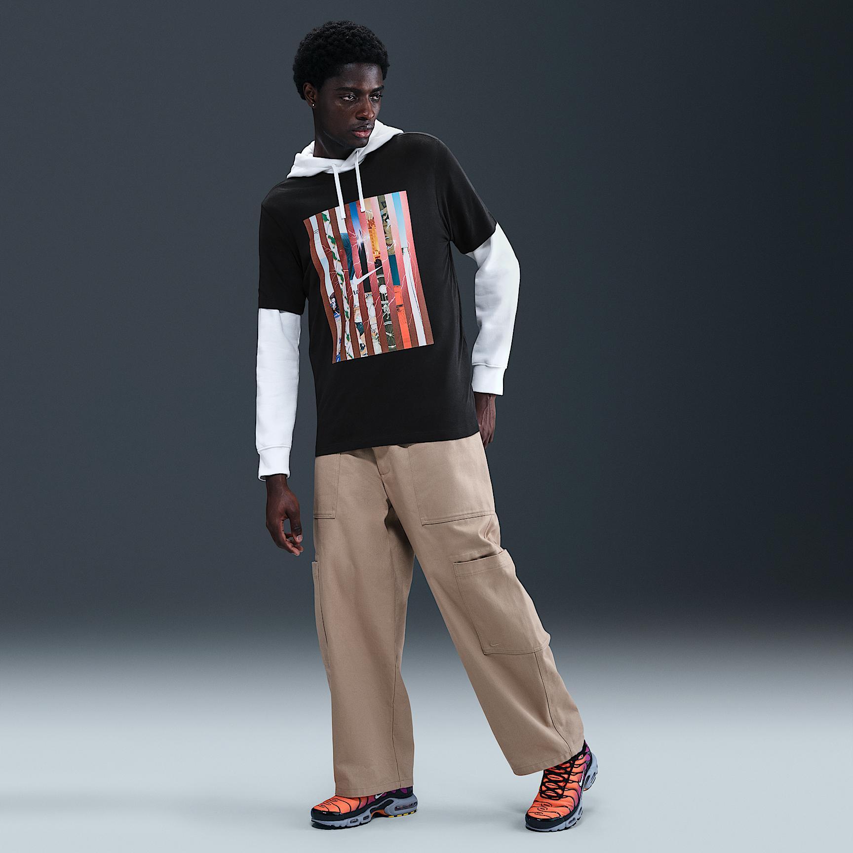 Nike Sportswear T-Shirt Product Image