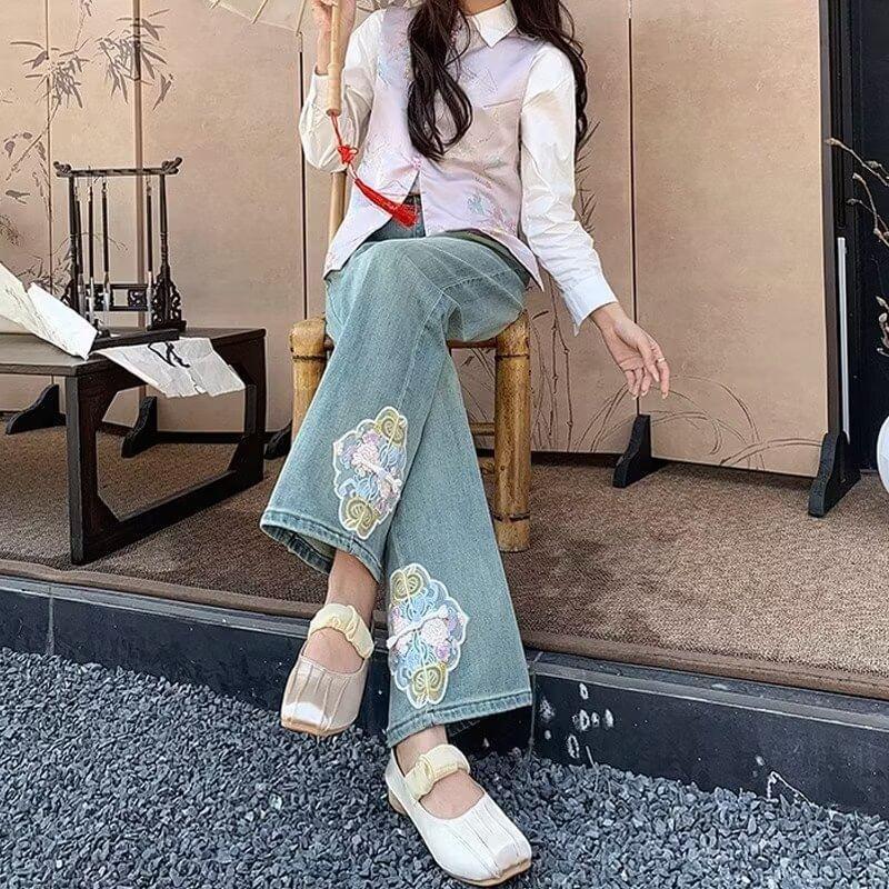 High Waist Embroidered Washed Loose Fit Jeans Product Image