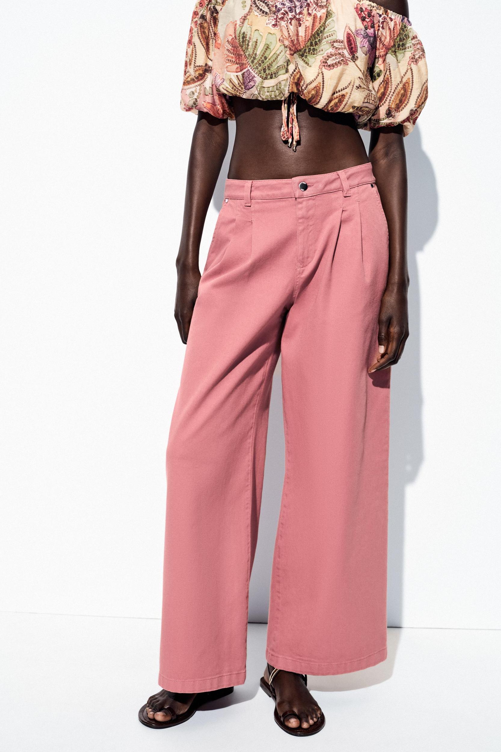 Z1975 MID-RISE PLEAT JEANS Product Image