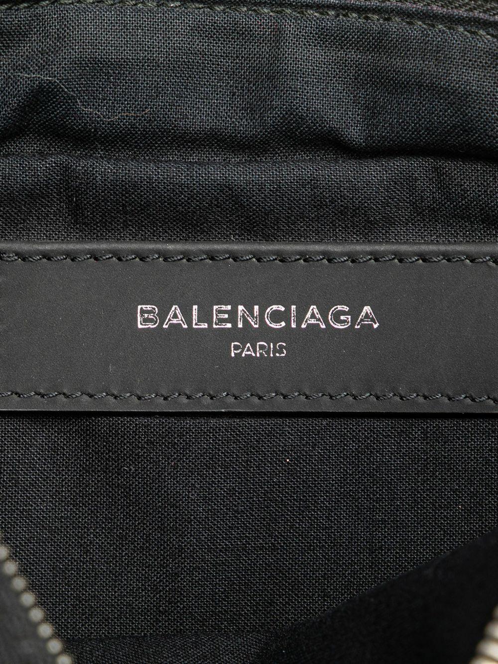 2006-2019 Canvas and Leather Neo Lift belt bag Product Image