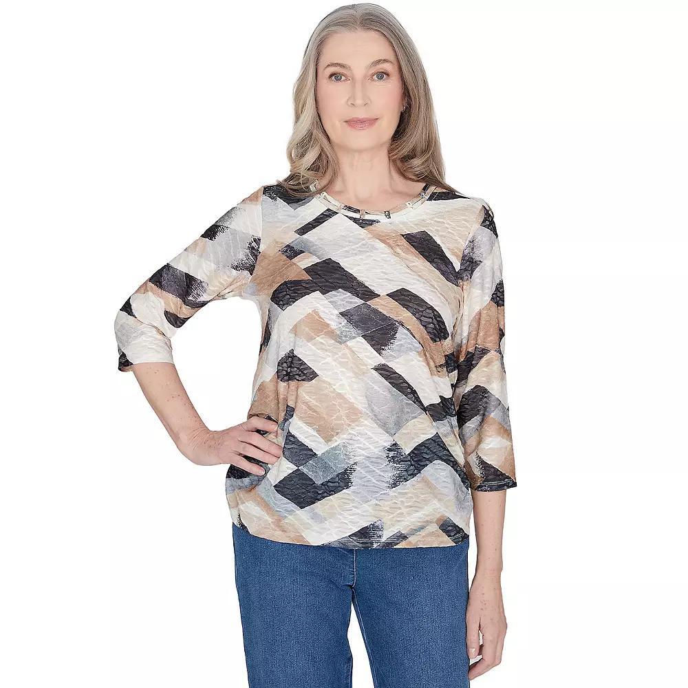 Petite Alfred Dunner Abstract Chevron Top, Women's, Size: Large Petite, Neutral Product Image