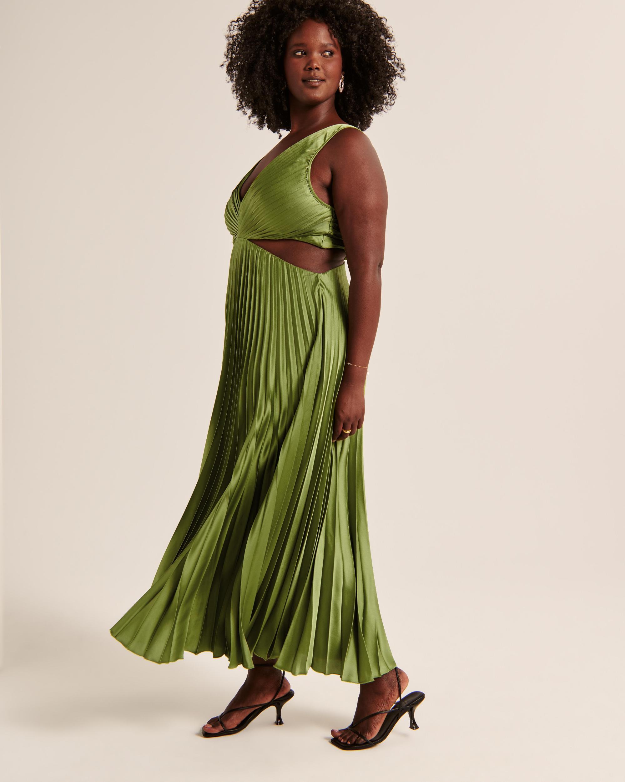 The A&F Giselle Pleated Cutout Maxi Dress Product Image
