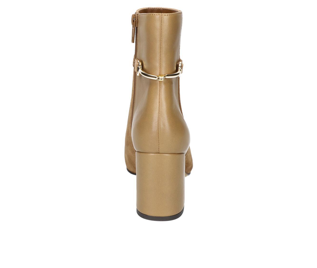 Women's Bella Vita Quincy Booties Product Image