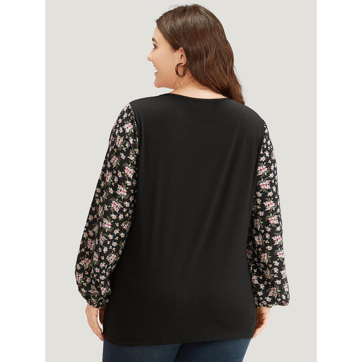 Plus Size Crew Neck Patchwork Ditsy Floral T-shirt Black Women Elegant Elastic cuffs Ditsy Floral Round Neck Dailywear T-shirts BloomChic 18-20/2X Product Image