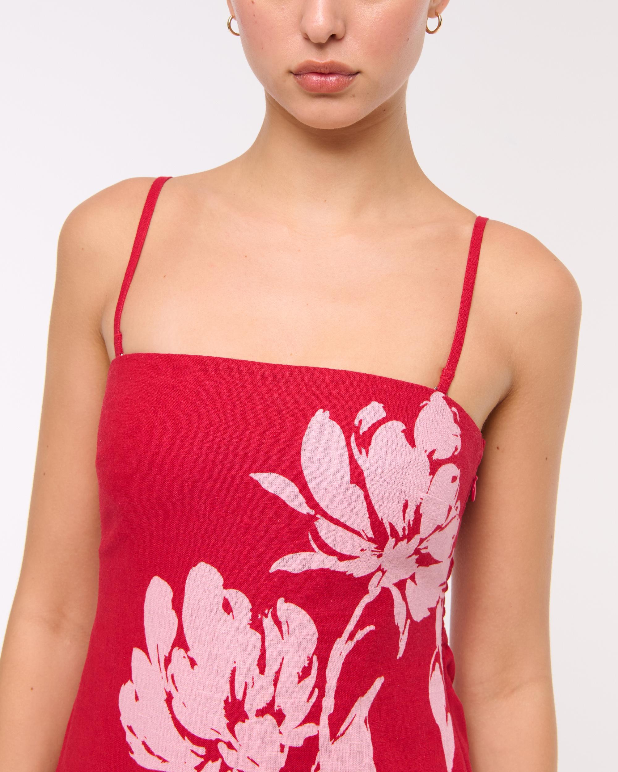 The A&F Scarlett Strapless Linen-Blend Skort Product Image