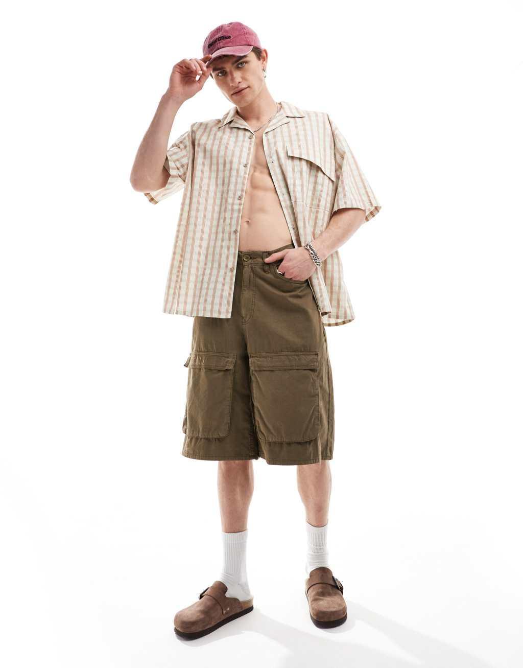 COLLUSION oversized poplin revere short sleeve shirt in neutral check Product Image