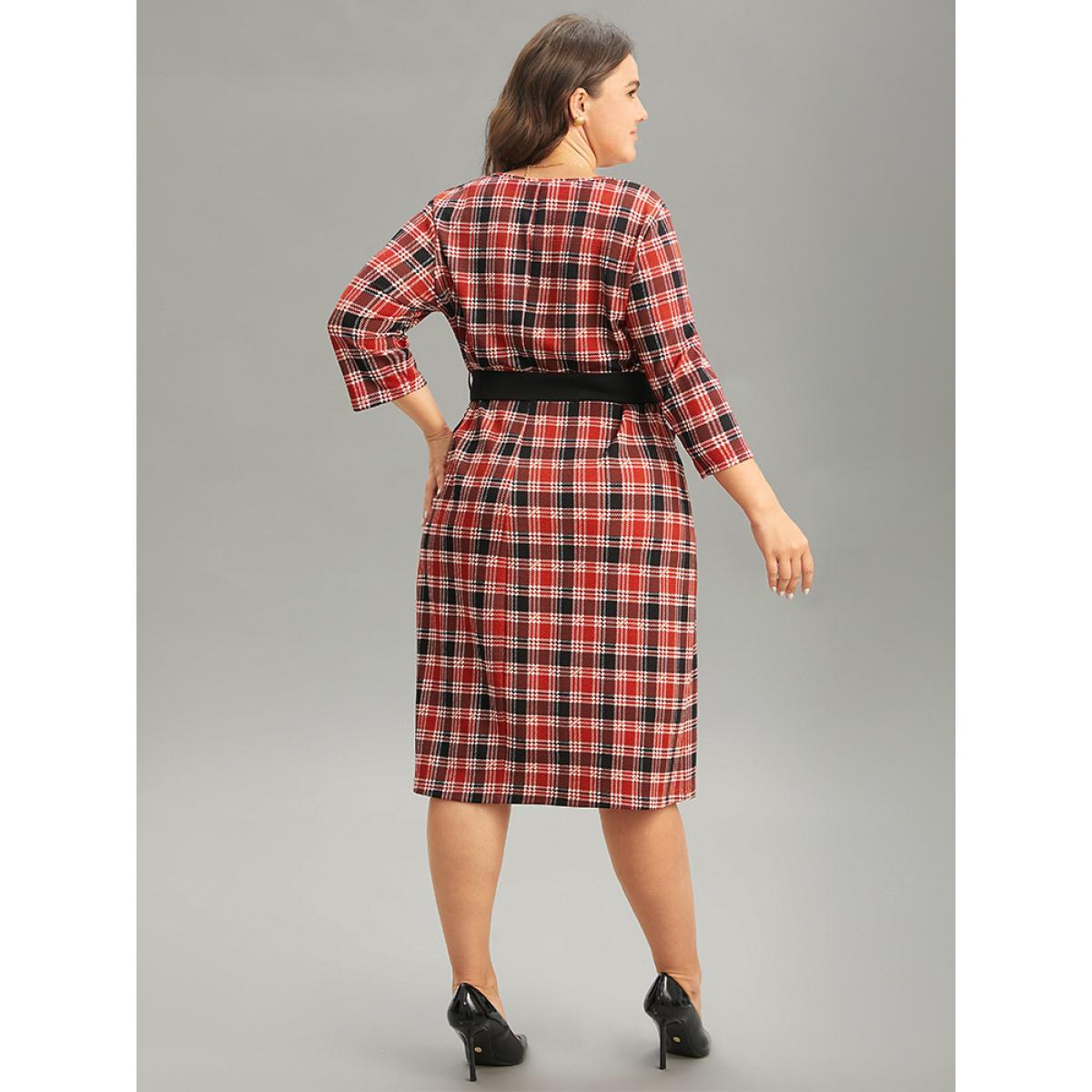 Plus Size Christmas Plaid Belted Patched Pocket Dress Crimson Women Office Belted Round Neck Elbow-length sleeve Curvy Midi Dress BloomChic 30/6X Product Image
