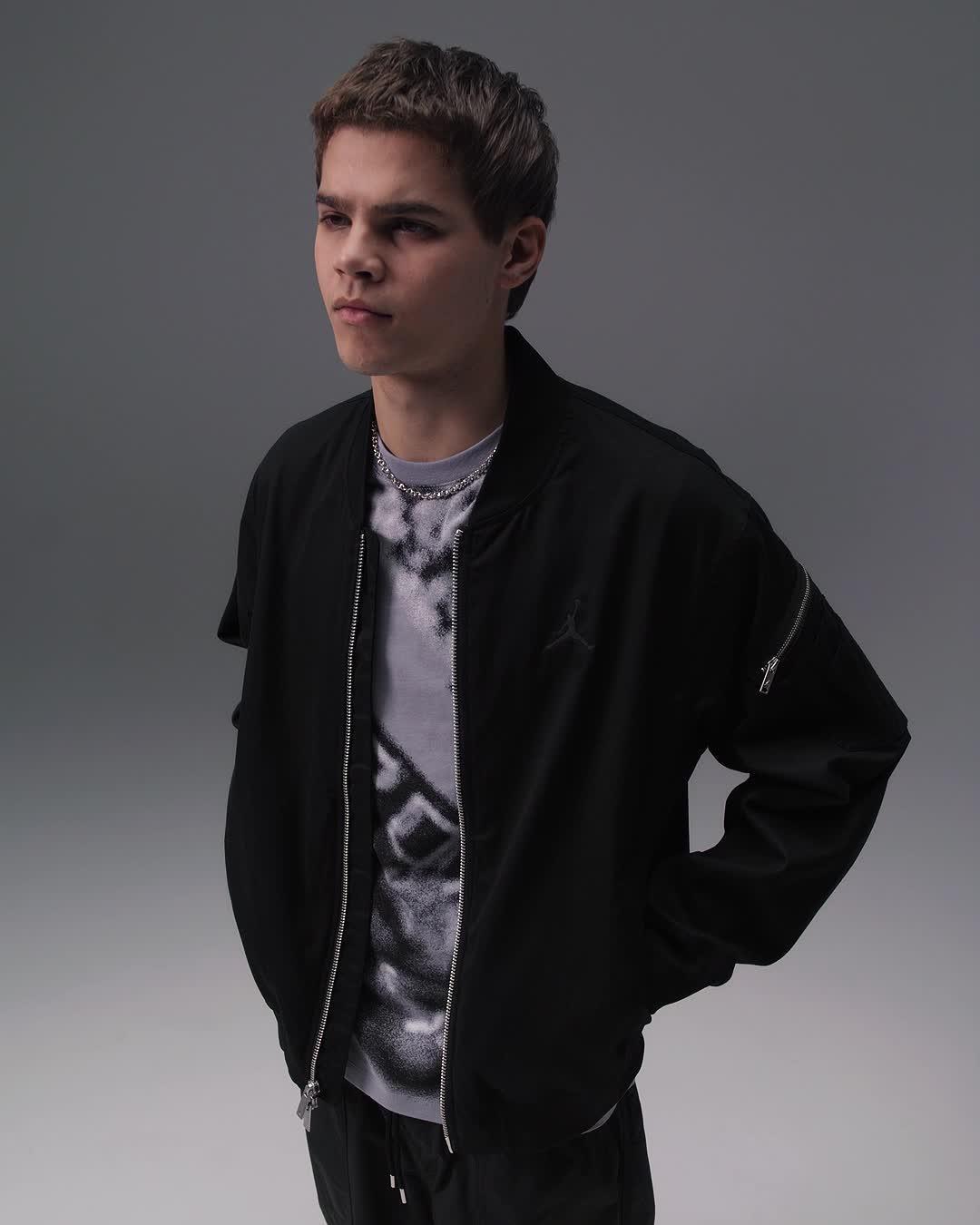 Jordan Essentials Renegade Men's Lightweight Jacket Product Image