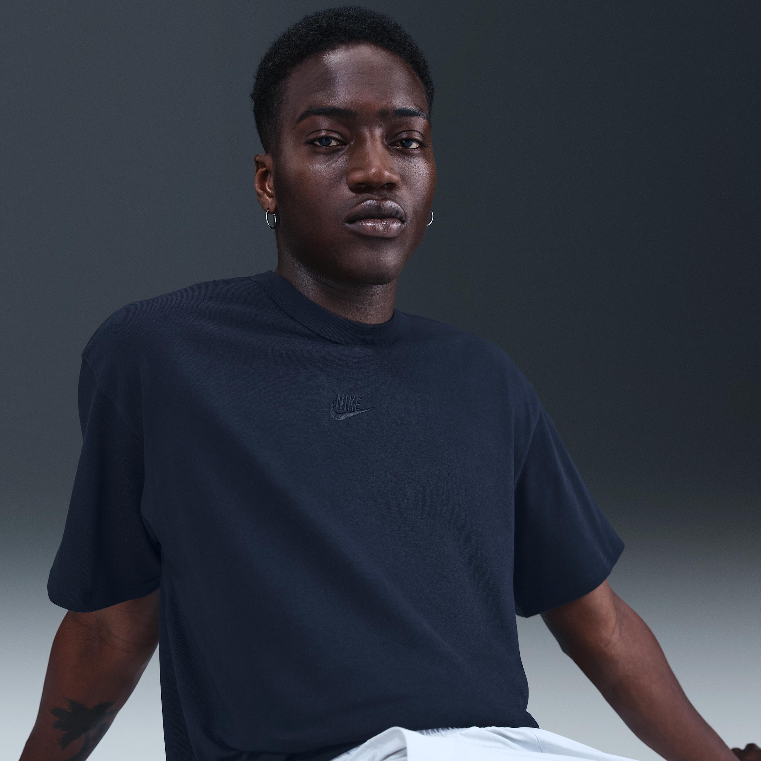 Men's Nike Sportswear Premium Essentials T-Shirt Product Image