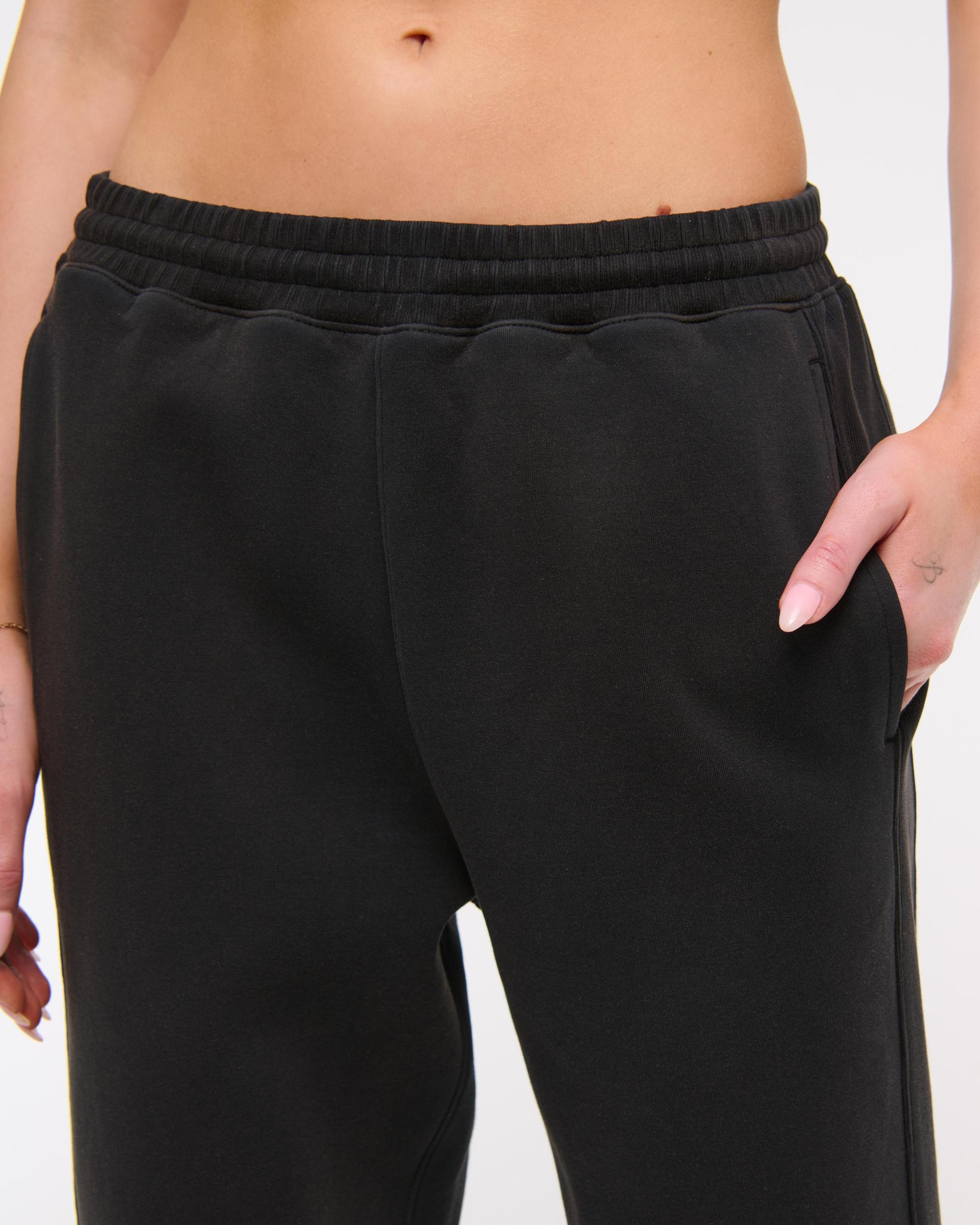 YPB neoKNIT MAX Mid Rise Cinched Pant Product Image