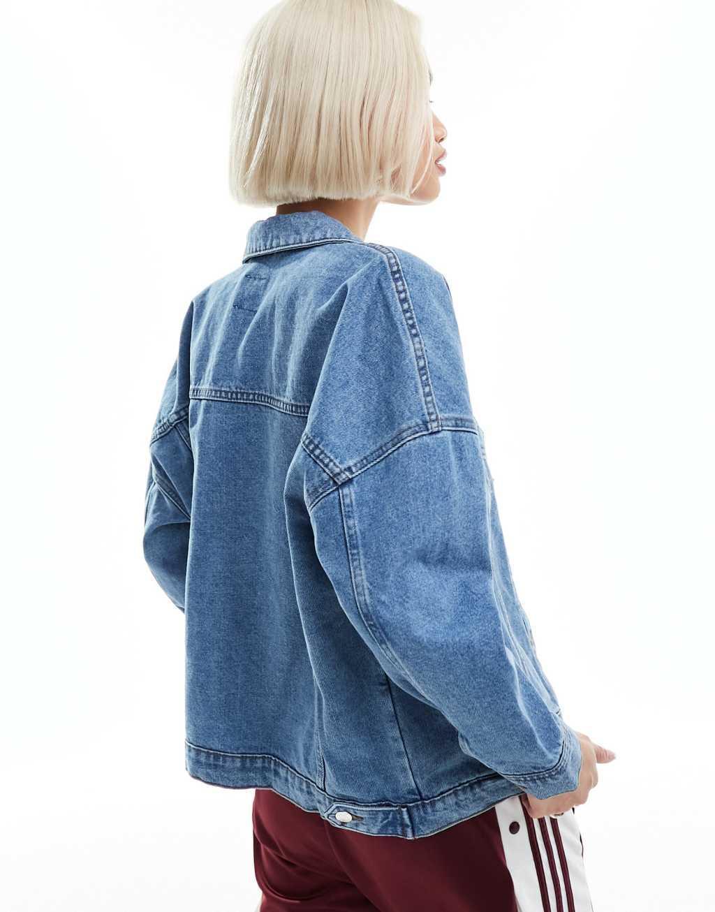 Only oversized denim jacket in medium blue Product Image