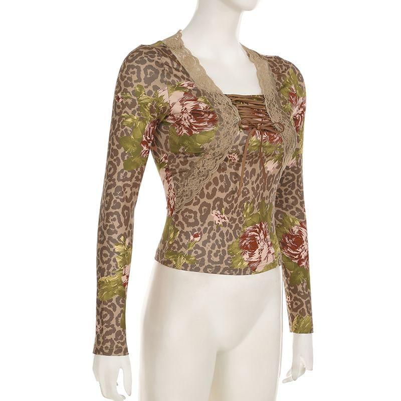 Long Sleeve Square Neck Leopard Print Cropped Top Product Image
