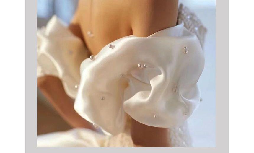 Puff-Sleeve Off-Shoulder Sequin Bow Back Faux Pearl Mermaid Wedding Gown Product Image