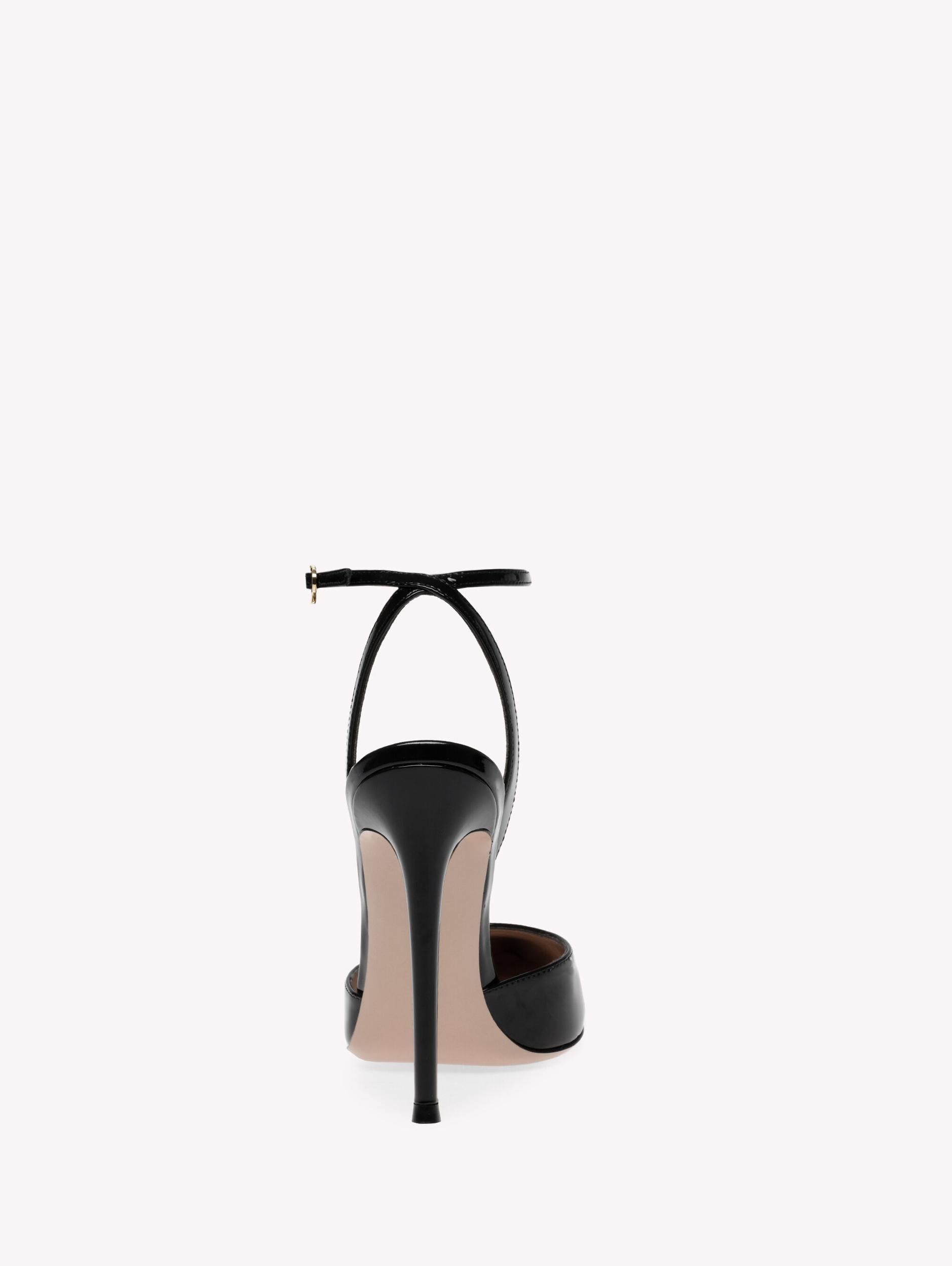 CARA Gianvito Rossi Product Image