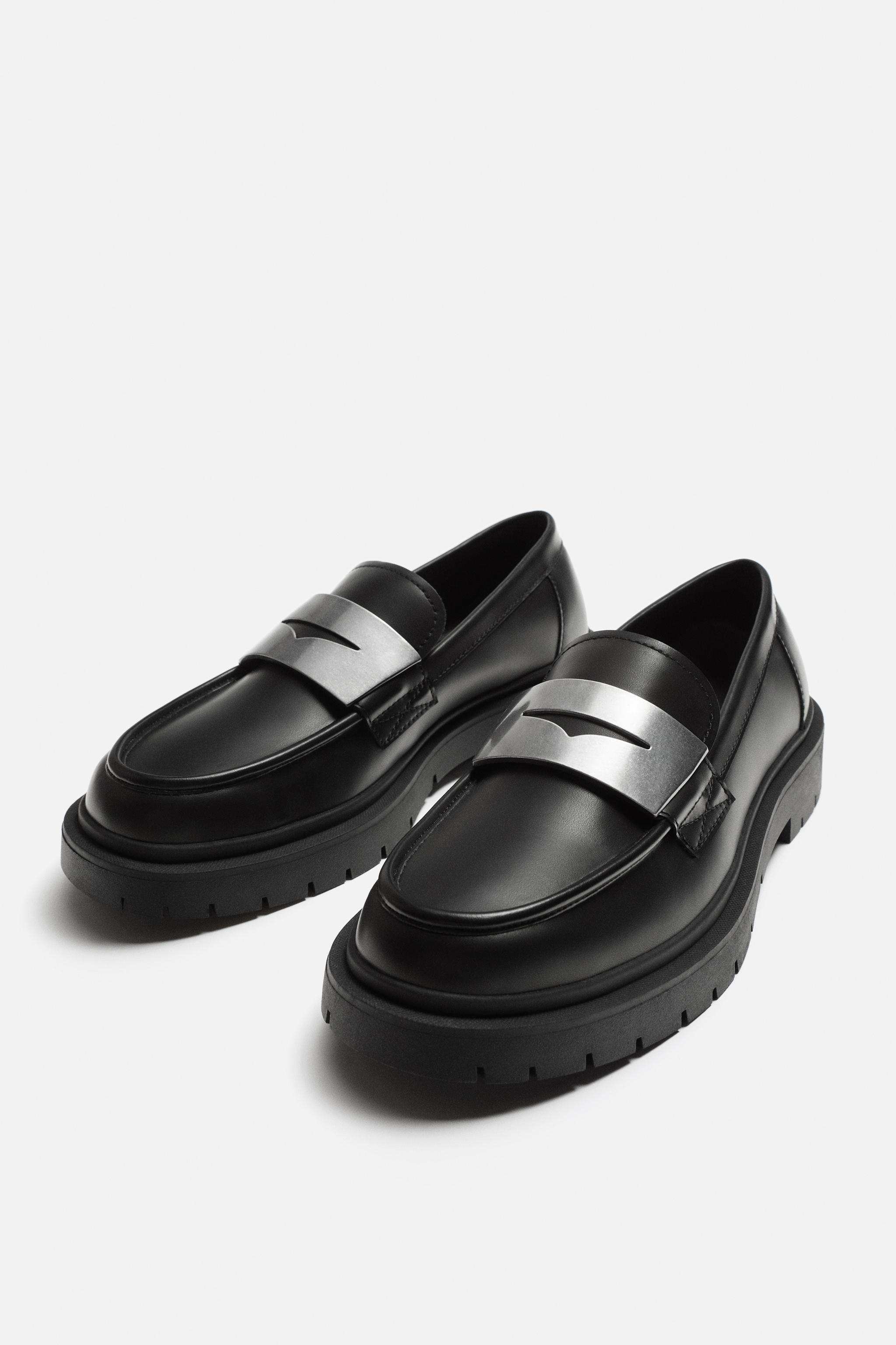 APPLIQUÉ LOAFERS Product Image