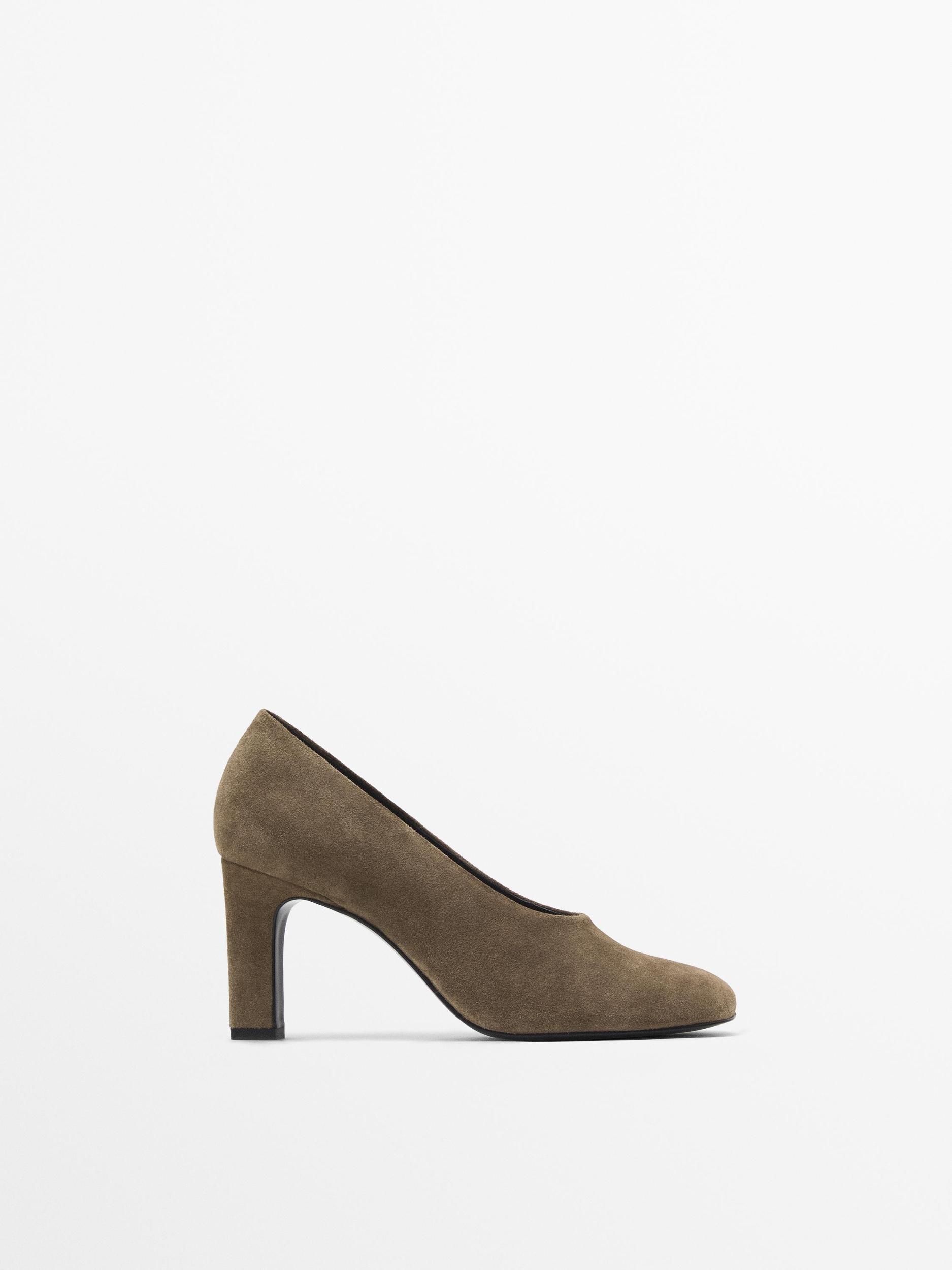 Split suede heeled shoes Product Image