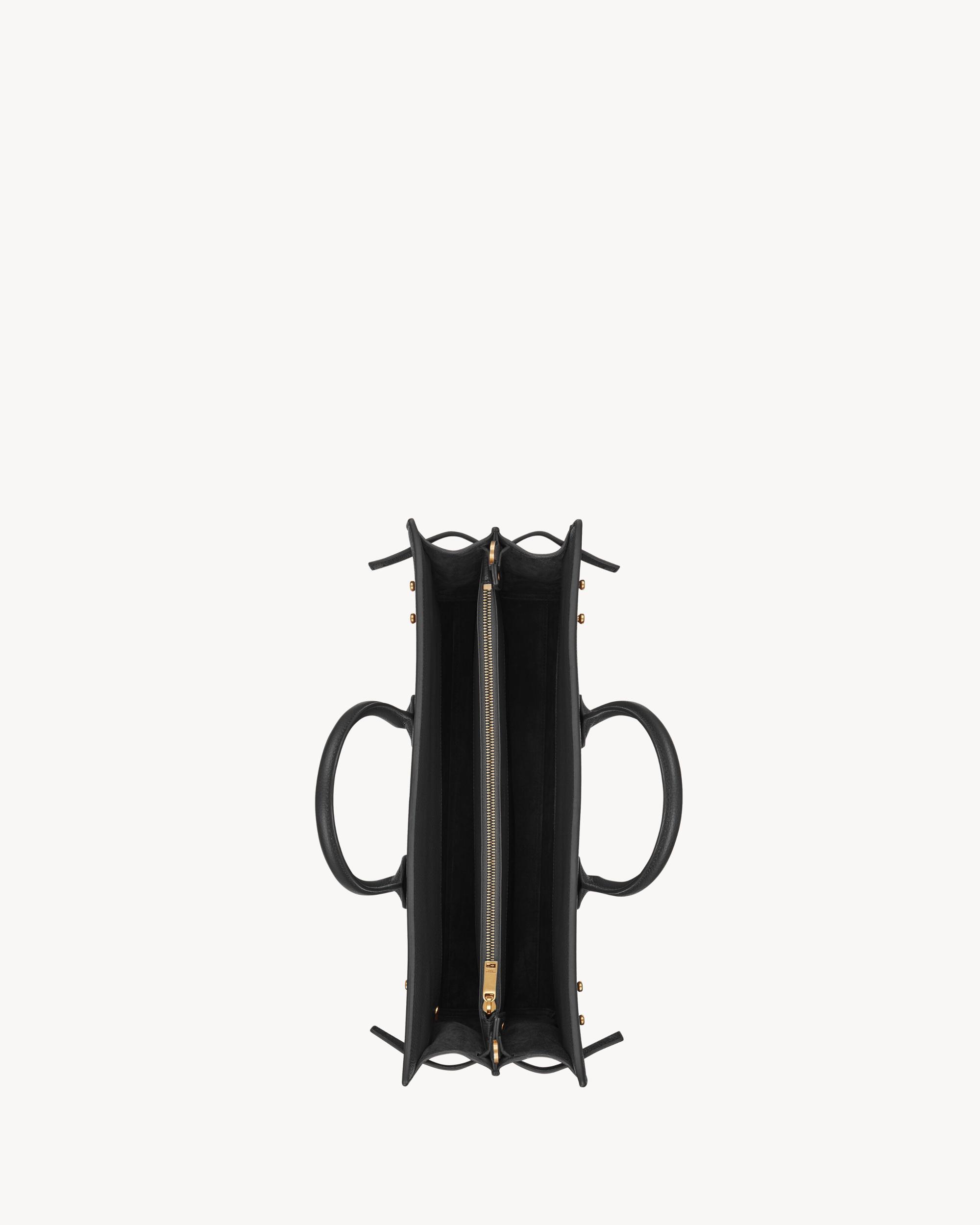 sac de jour thin large in grained leather Product Image