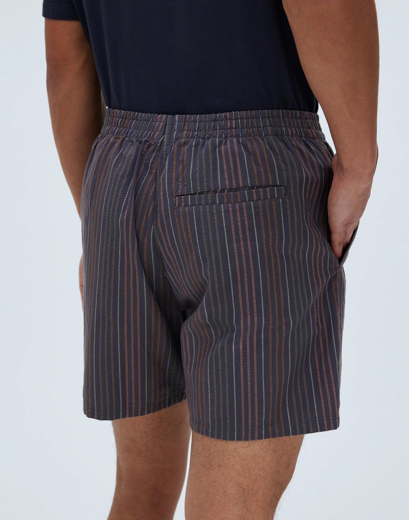 Everywear Shorts in Stripe Seersucker Product Image