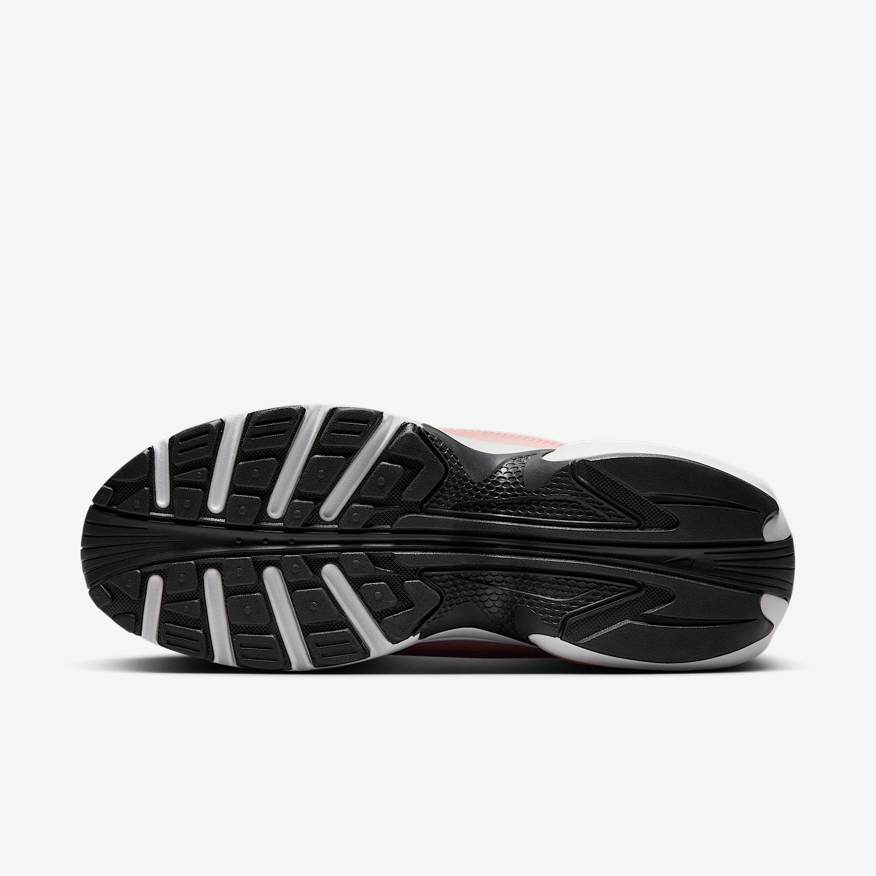 Nike Women's Air Max Portal Shoes Product Image