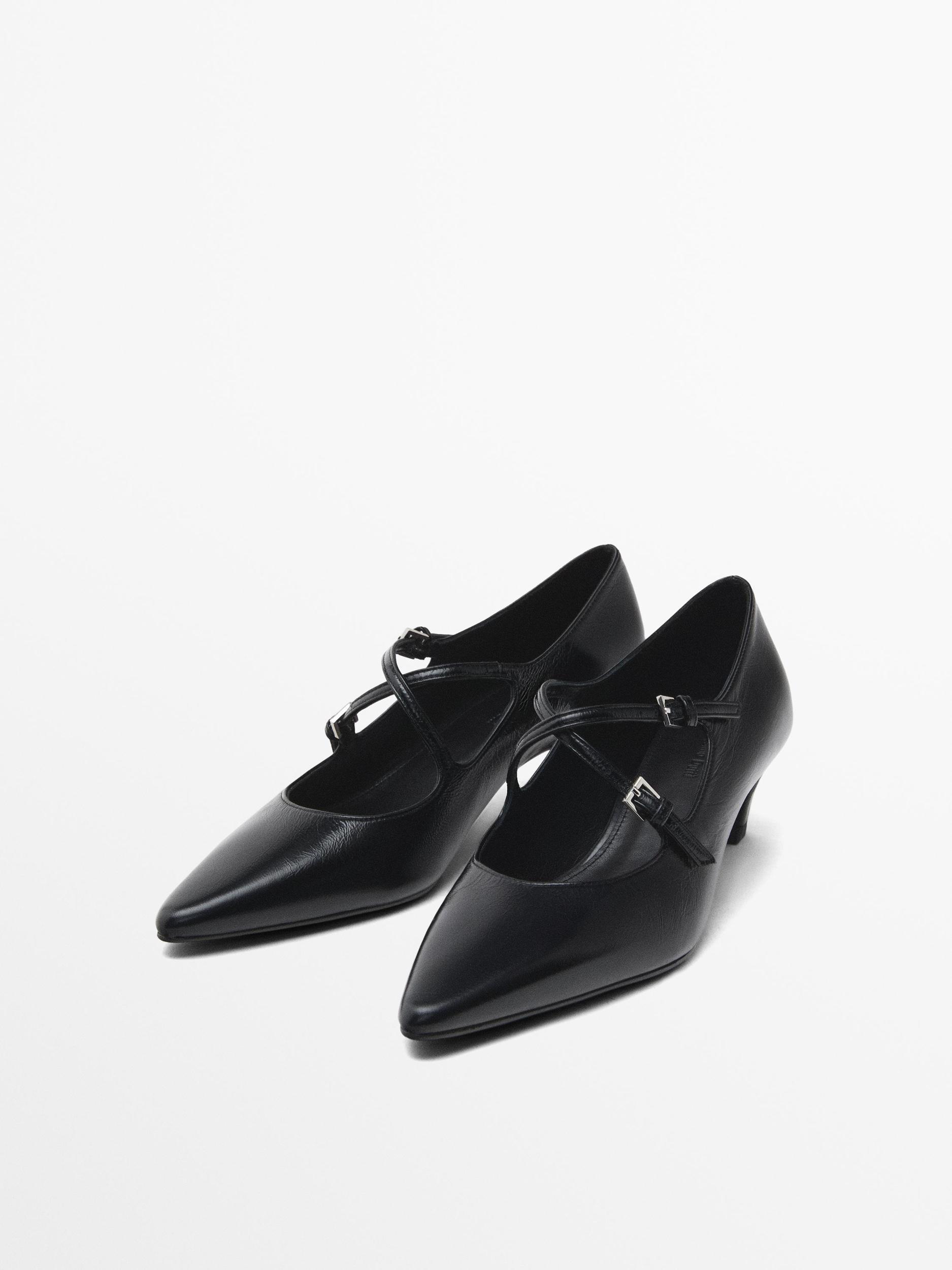 High-heel shoes with criss-cross straps Product Image