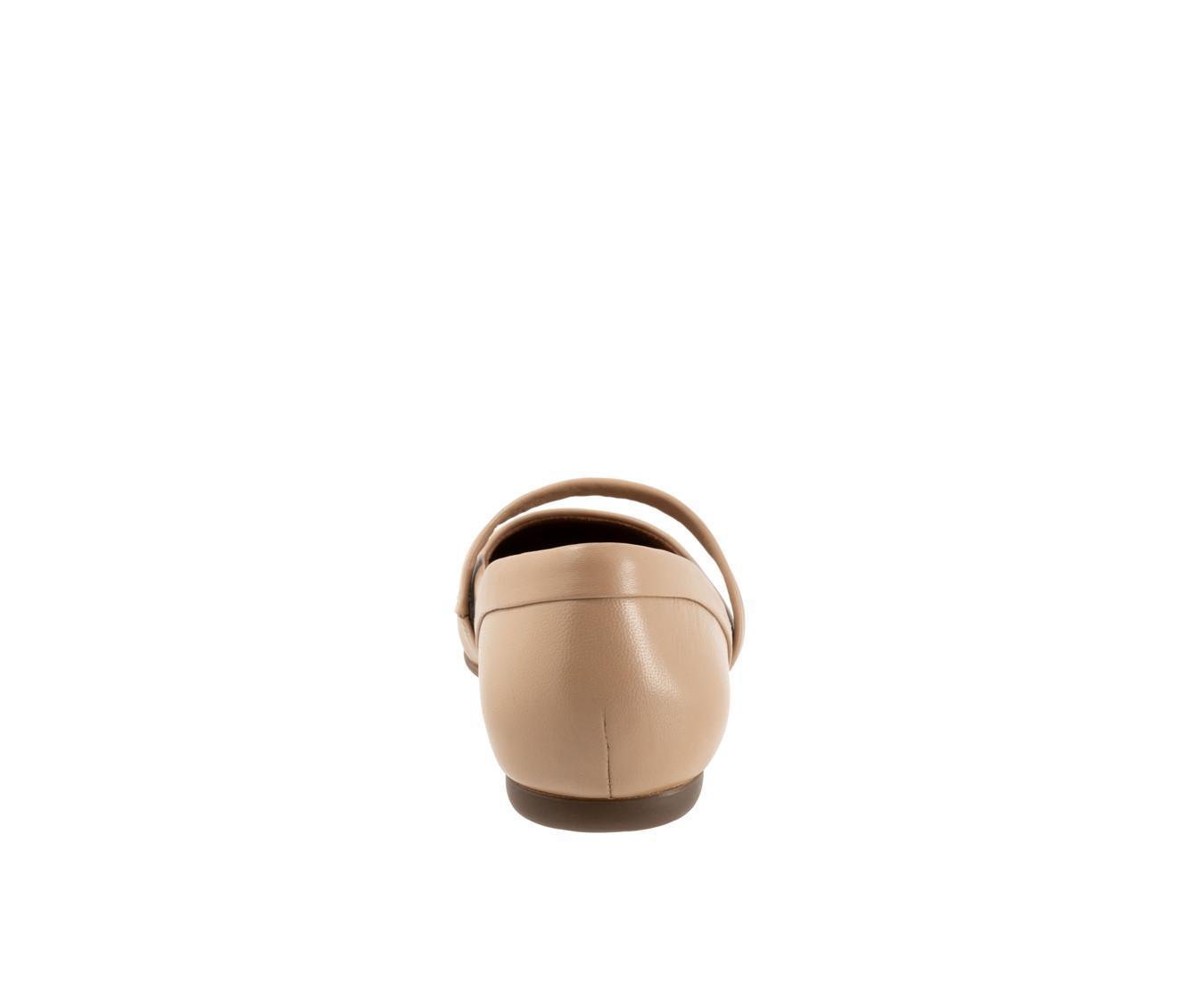 Women's Softwalk Samara Flats Product Image