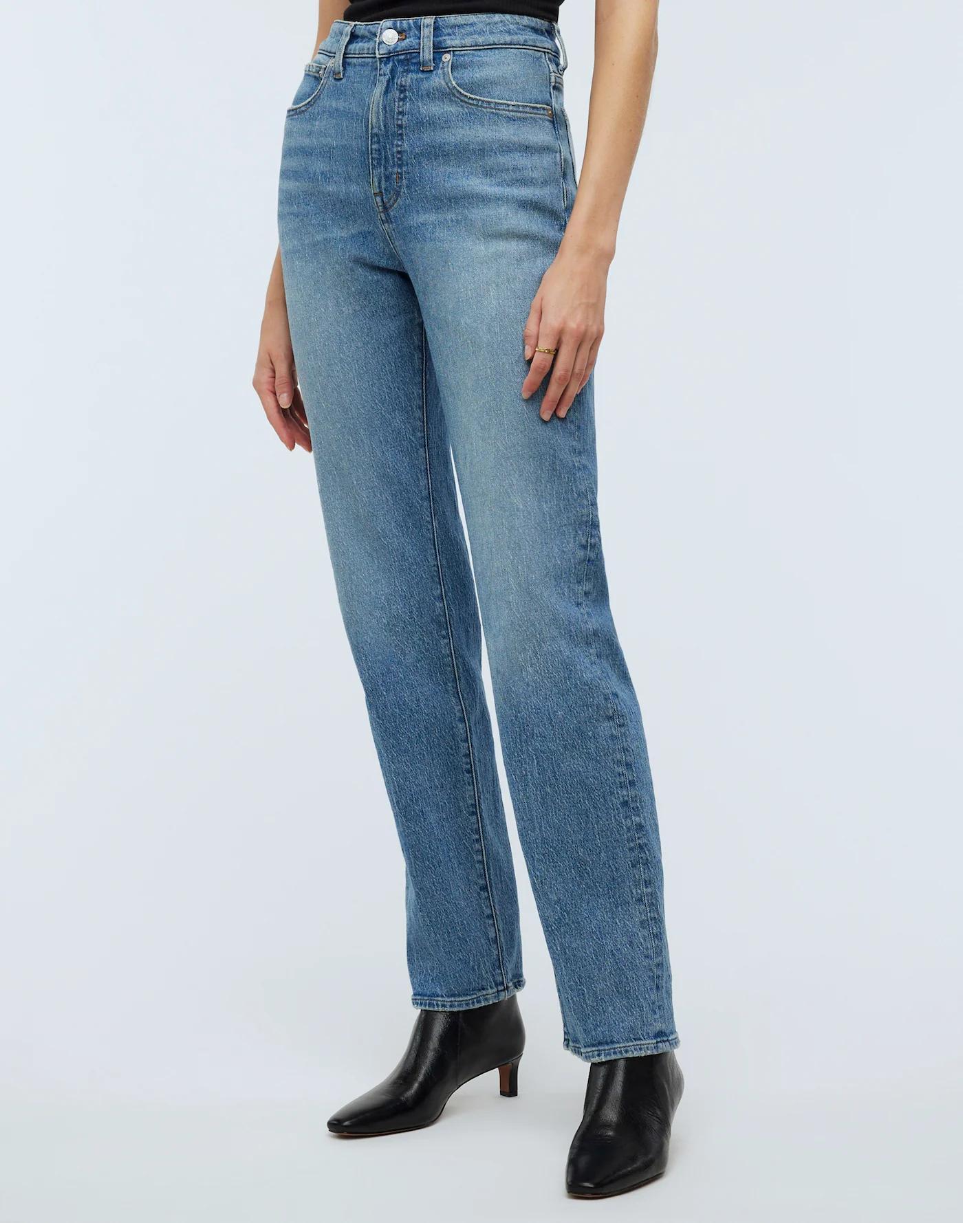 The '90s Straight Jean Product Image