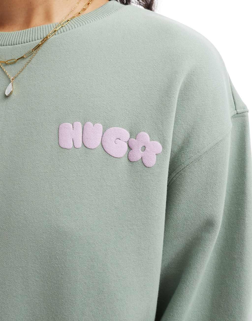 HUGO Blue oversized crewneck sweatshirt in light green Product Image