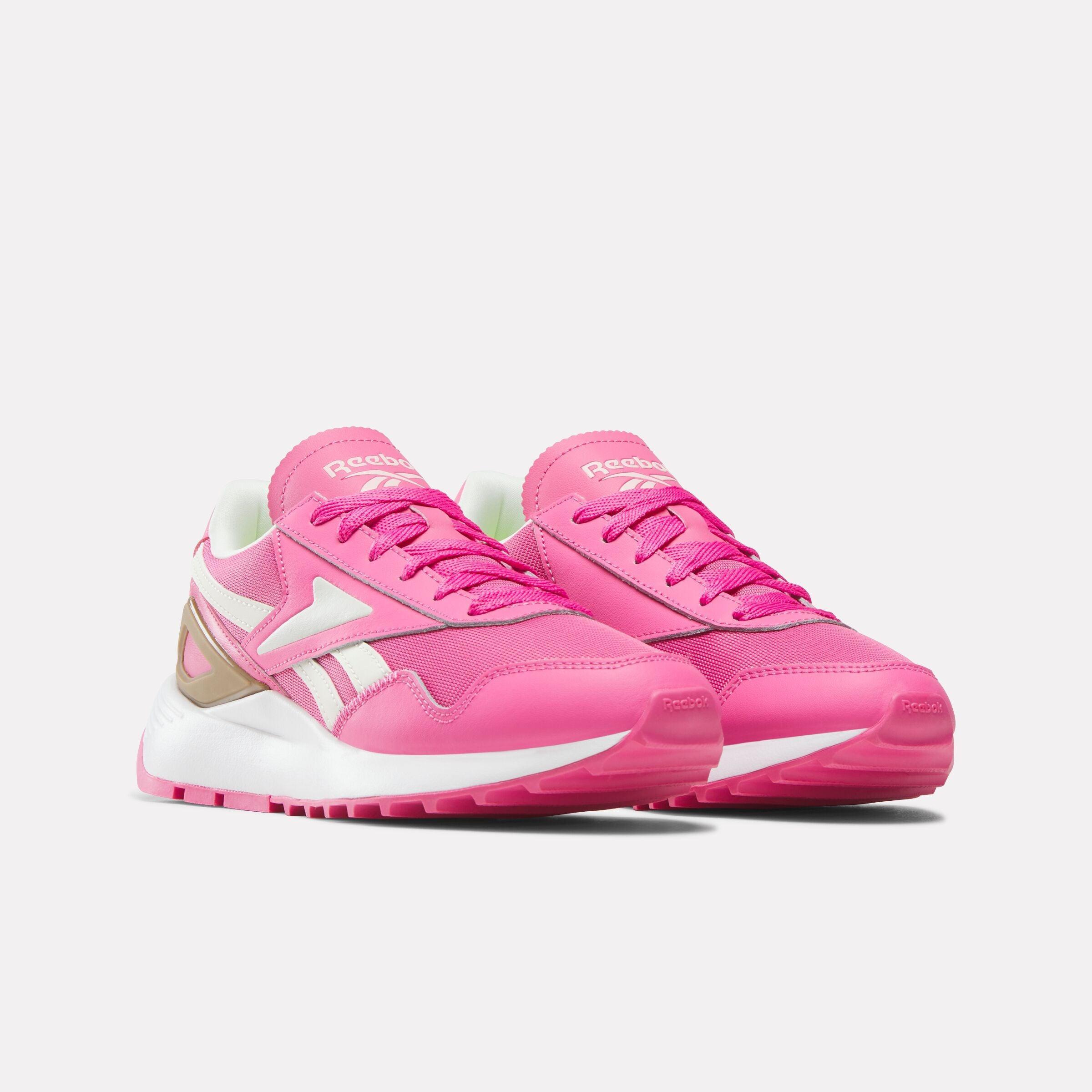 Women's International Shoes Female Product Image