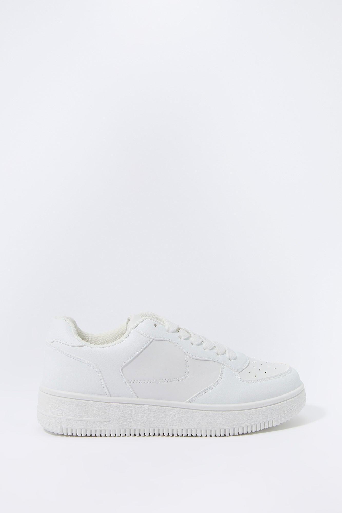 Classic Low Top Sneaker Female Product Image