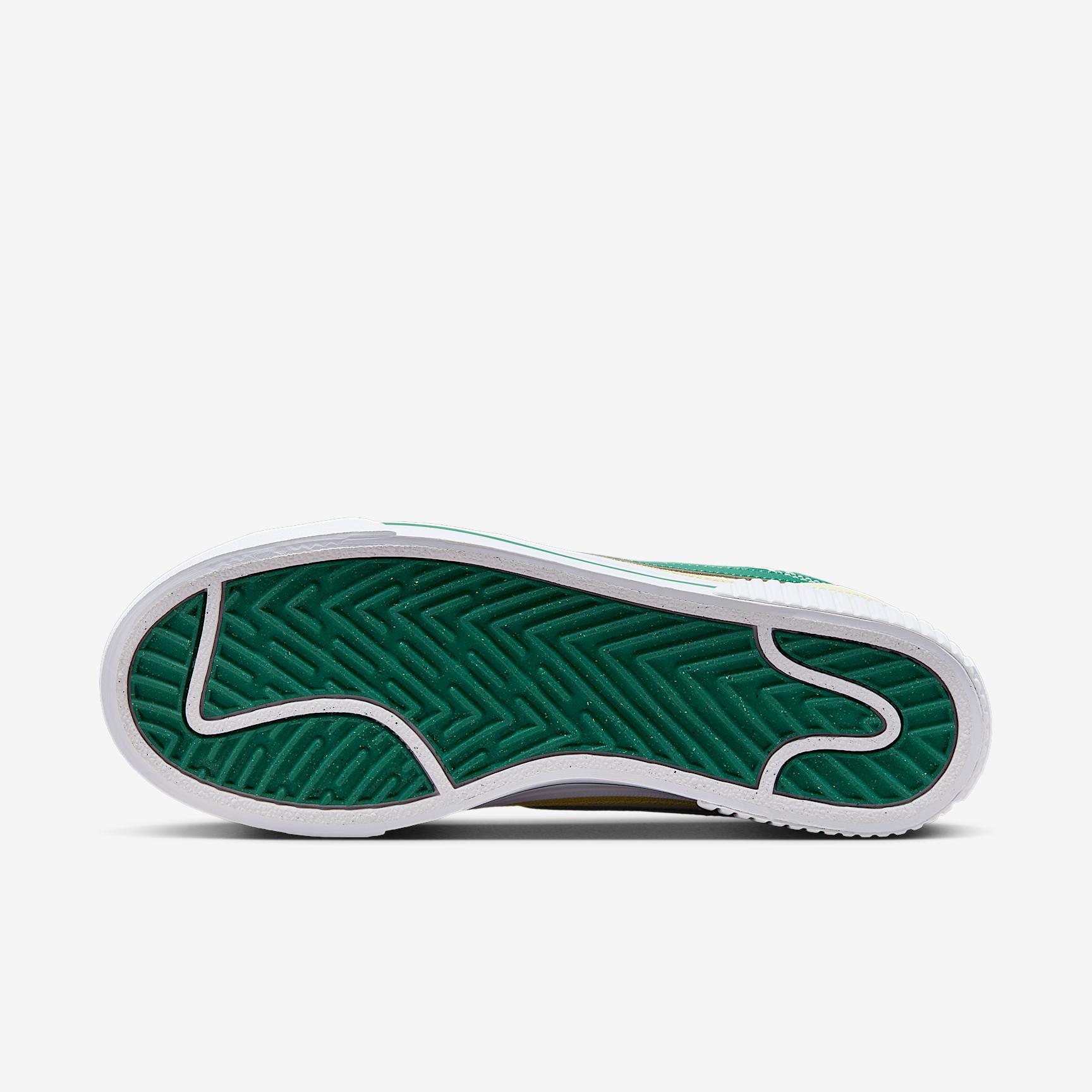 Nike Women's Court Legacy Lift Shoes Product Image
